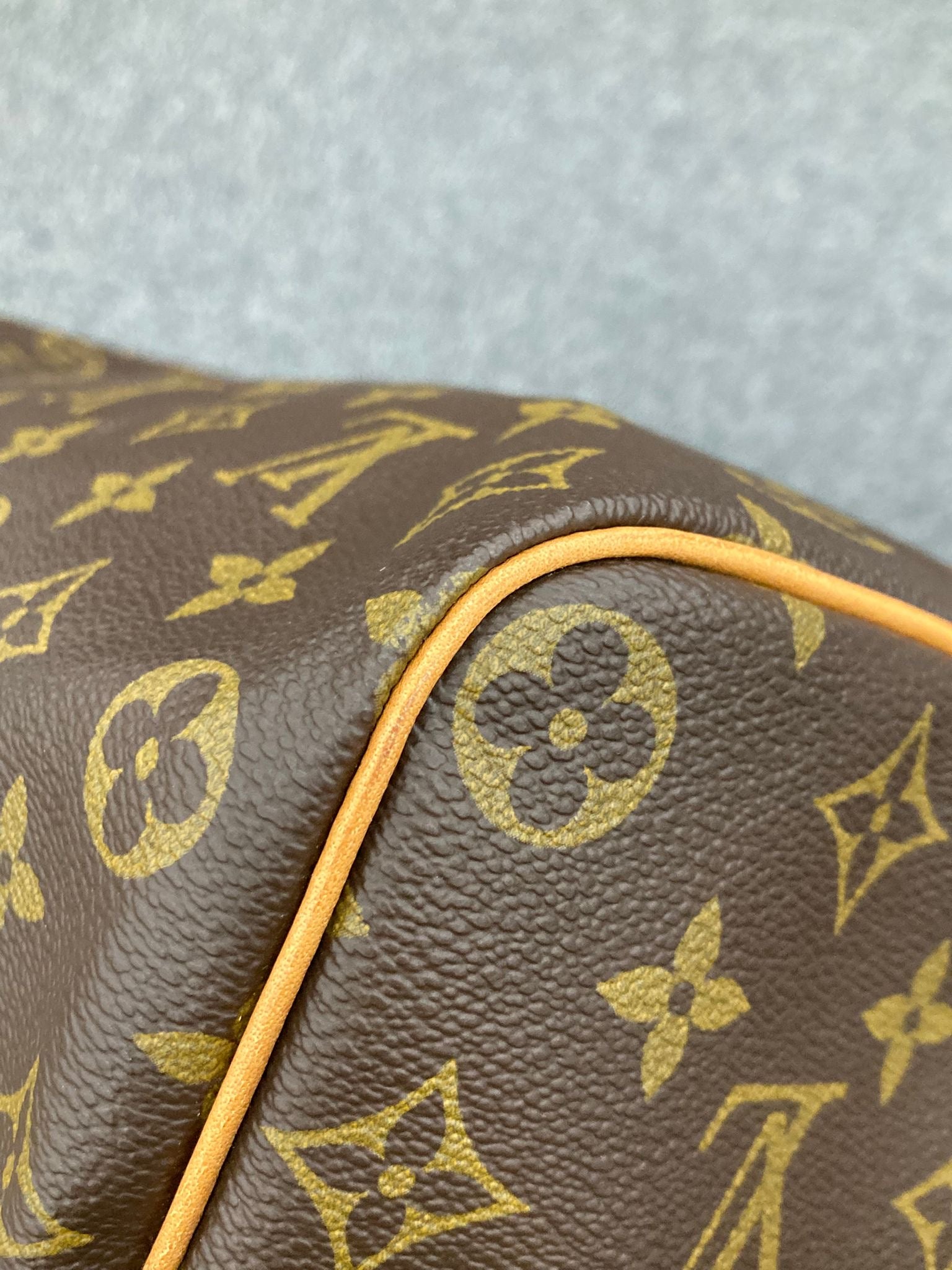 Louis Vuitton speedy 35 canvas monogram