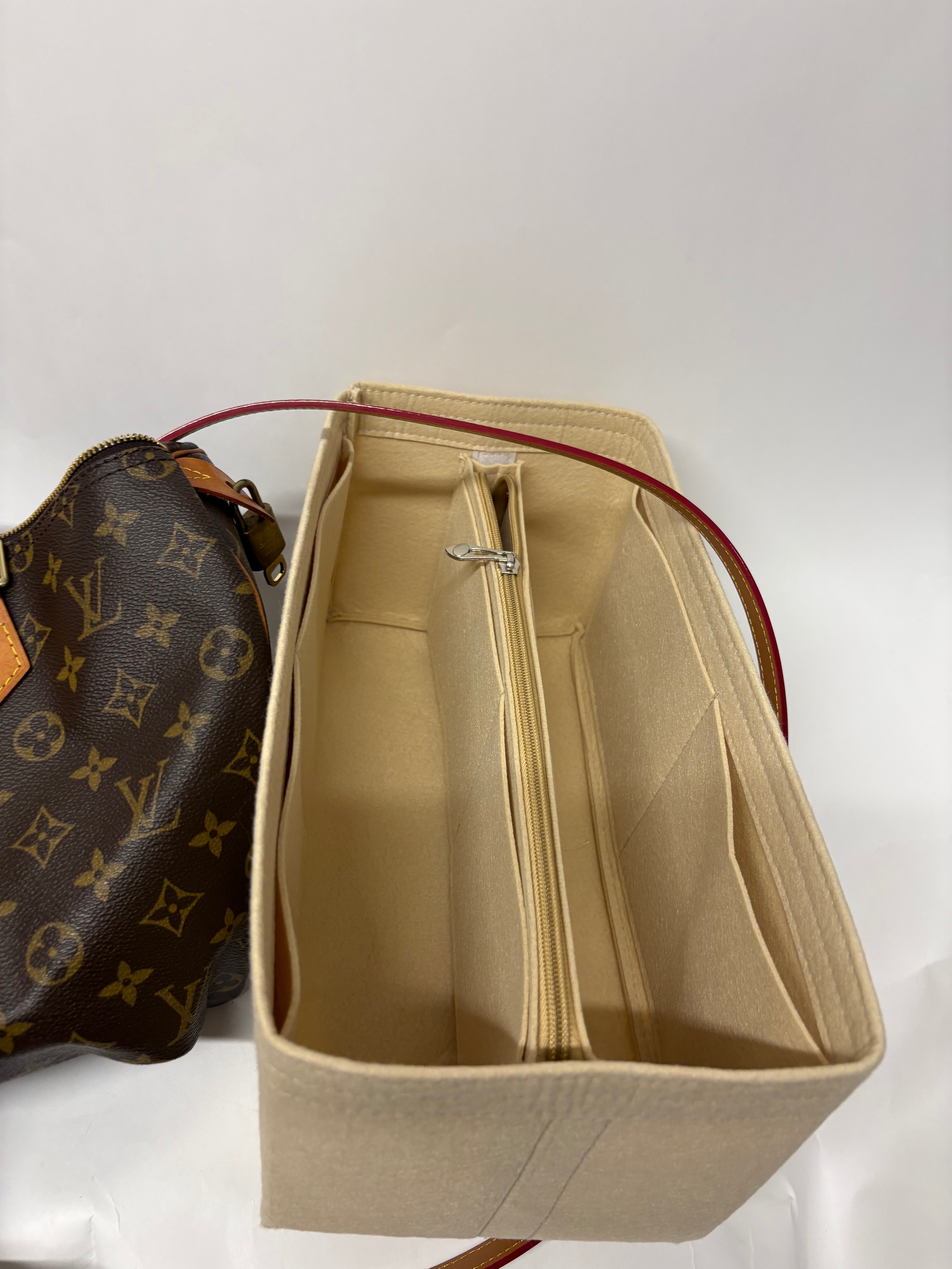 Louis Vuitton Speedy 35 Monogram SD0929