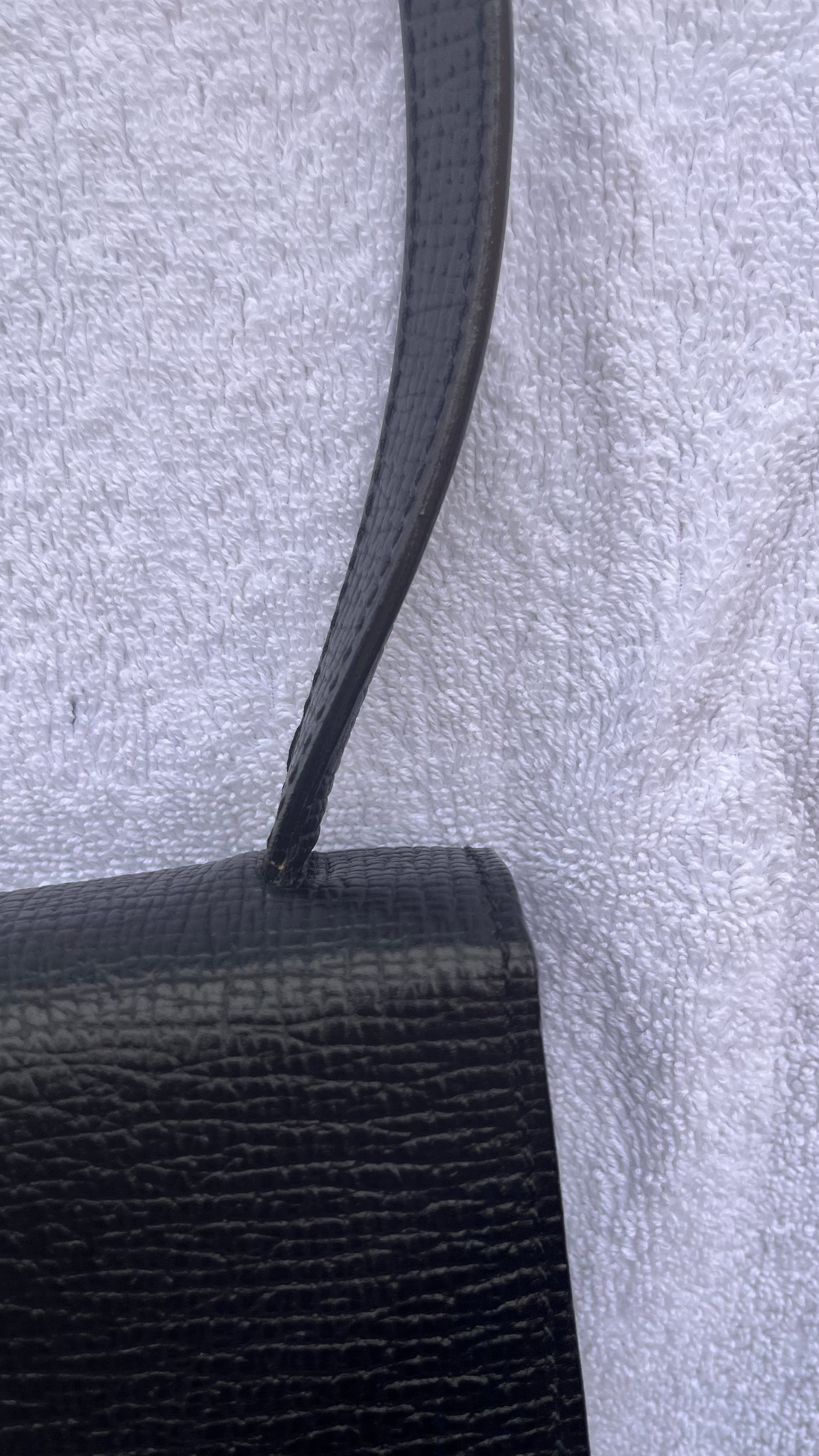 Loewe Barcelona negro y plata