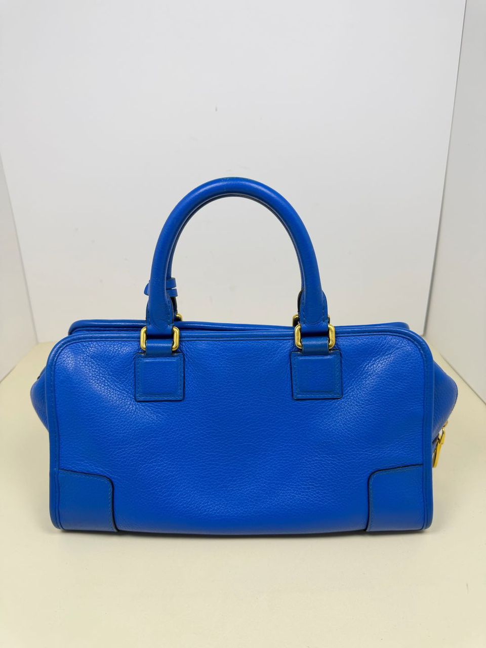Loewe Amazona 28 azul electrico