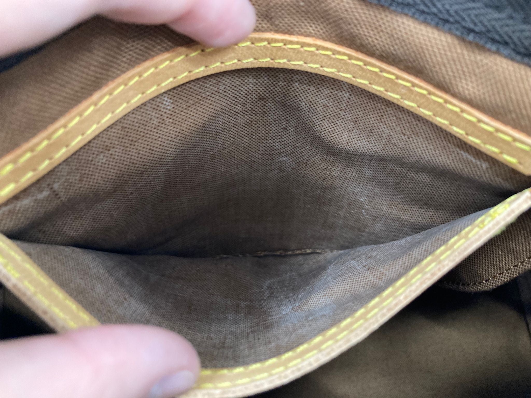 Louis Vuitton speedy 30