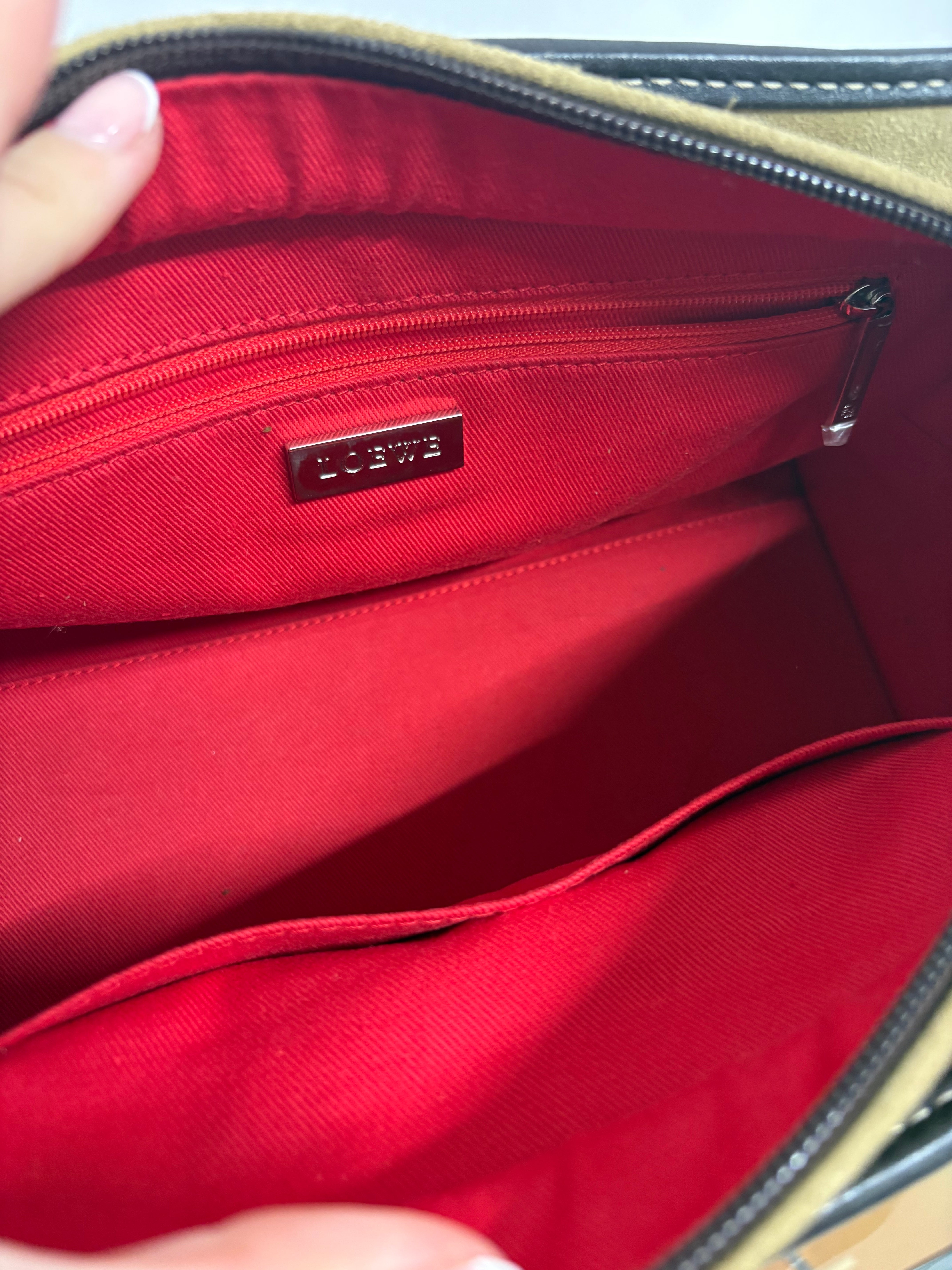 Loewe amazona 30 vintage ante beige y marrón