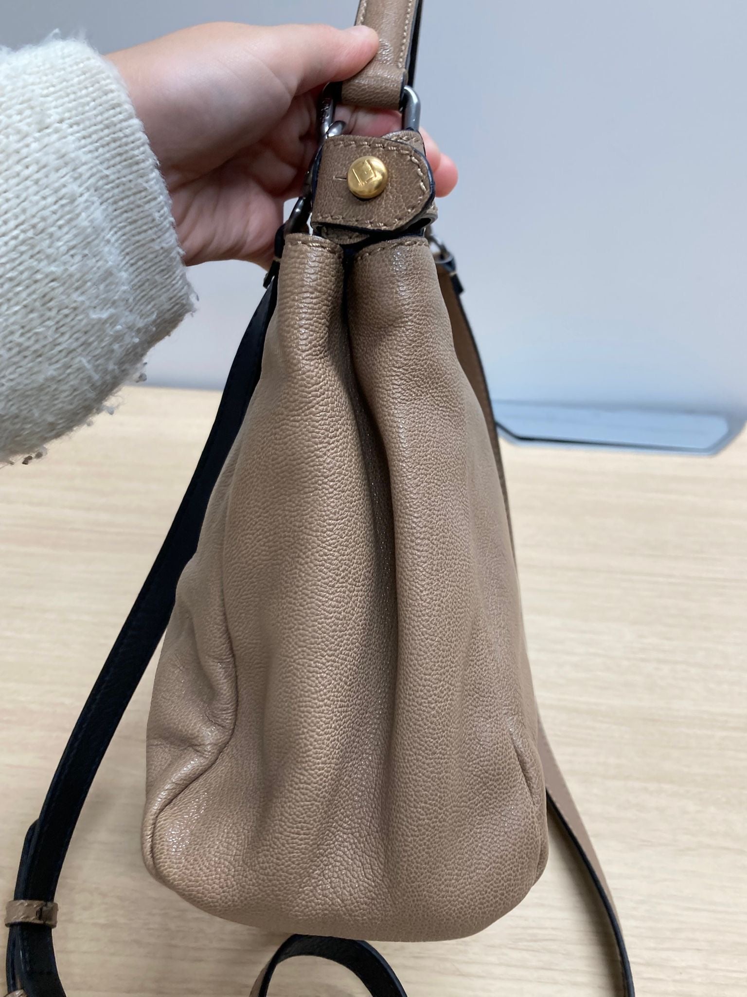 Fendi peekaboo Beige topo bandolera mediano