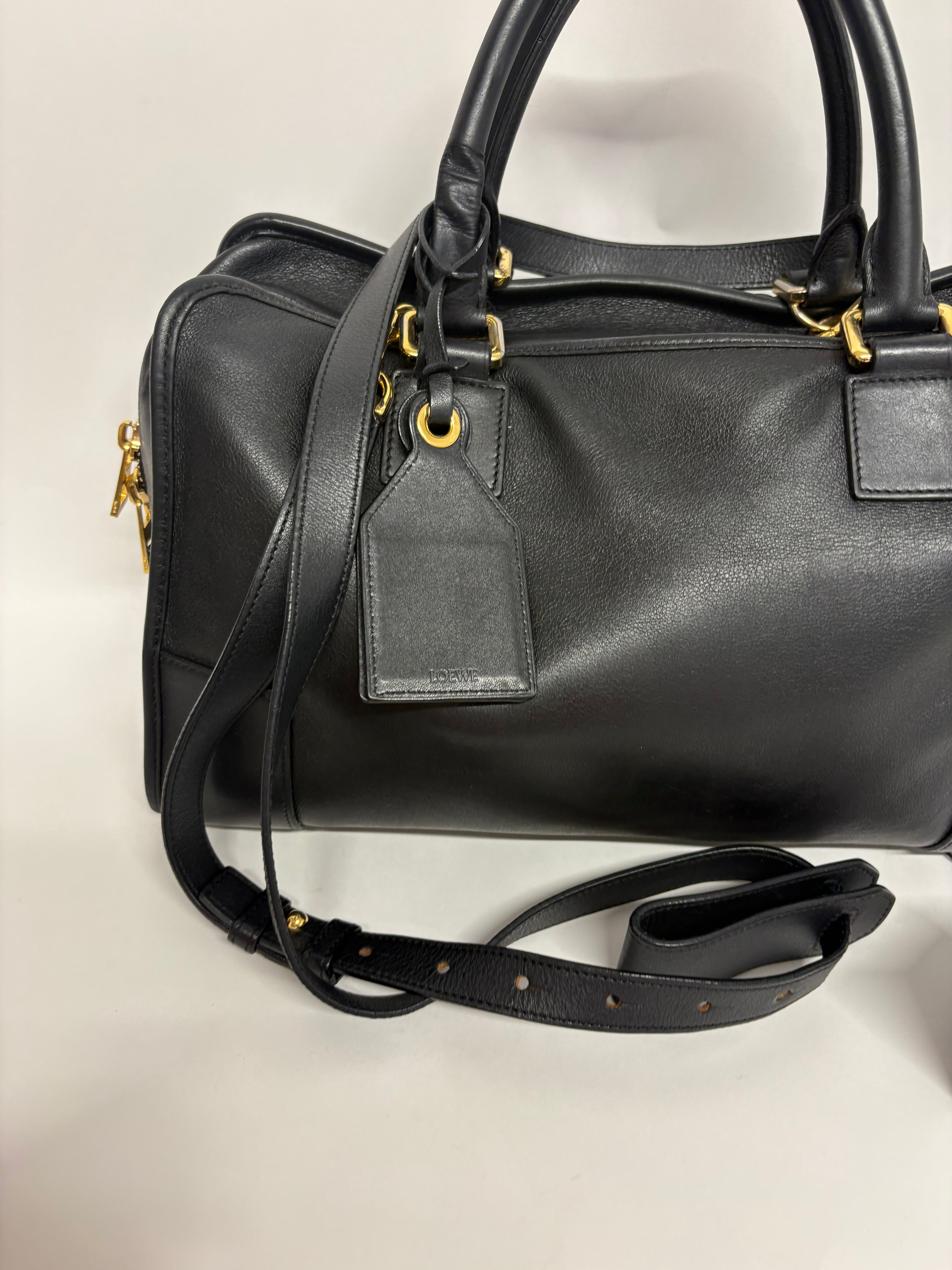 Loewe amazona 35 bandolera piel becerro negra