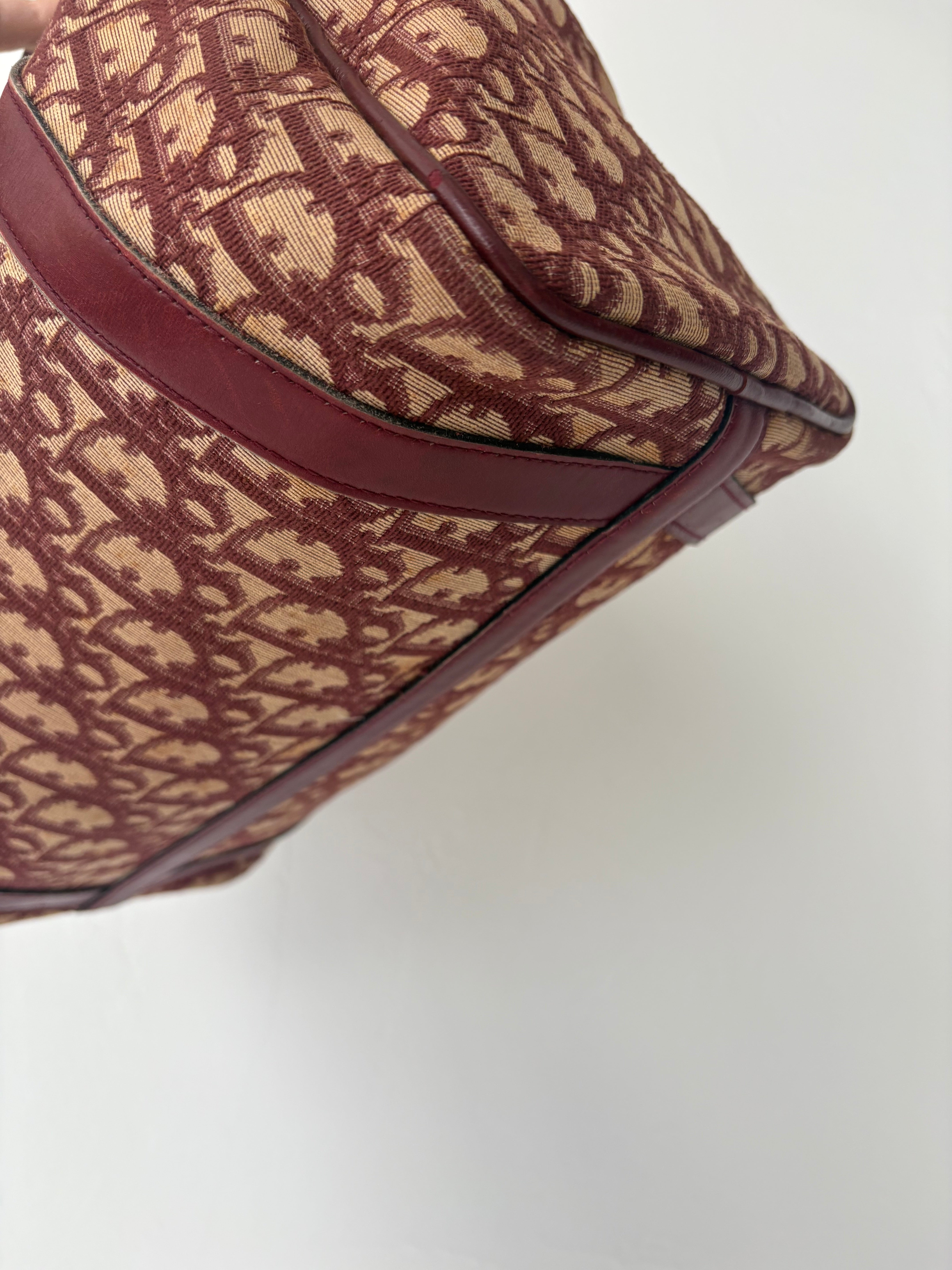Christian Dior trotter 30 burdeos vintage