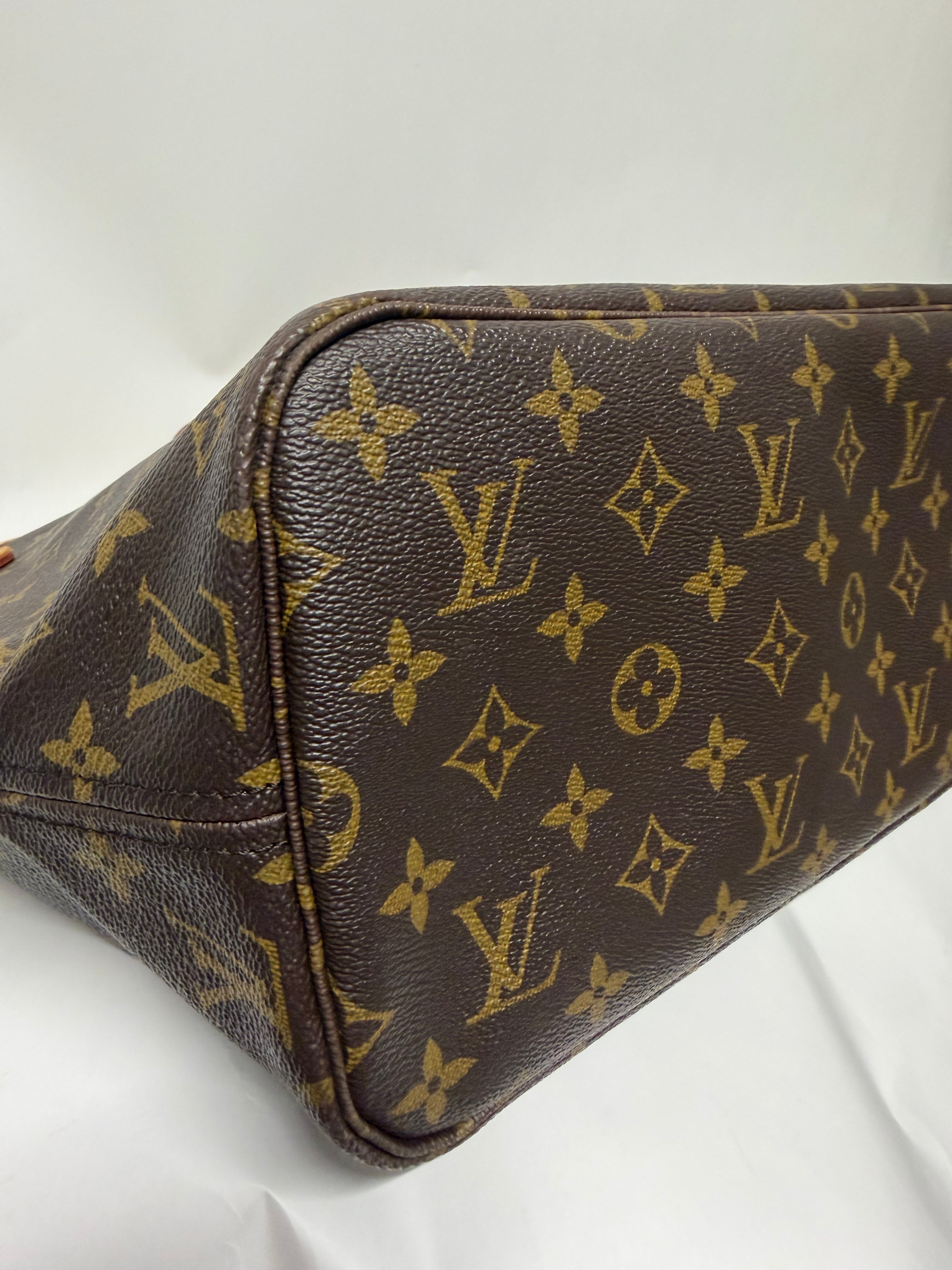 Louis Vuitton Neverfull | Monogram