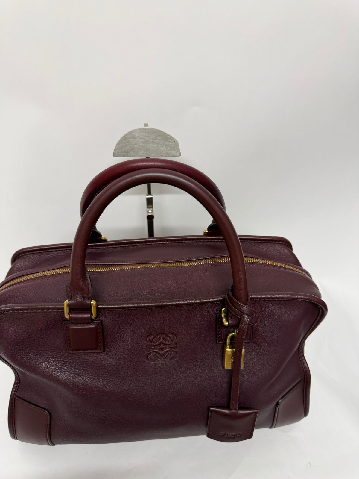 Loewe Amazona 36 Burdeos Herrajes Dorados