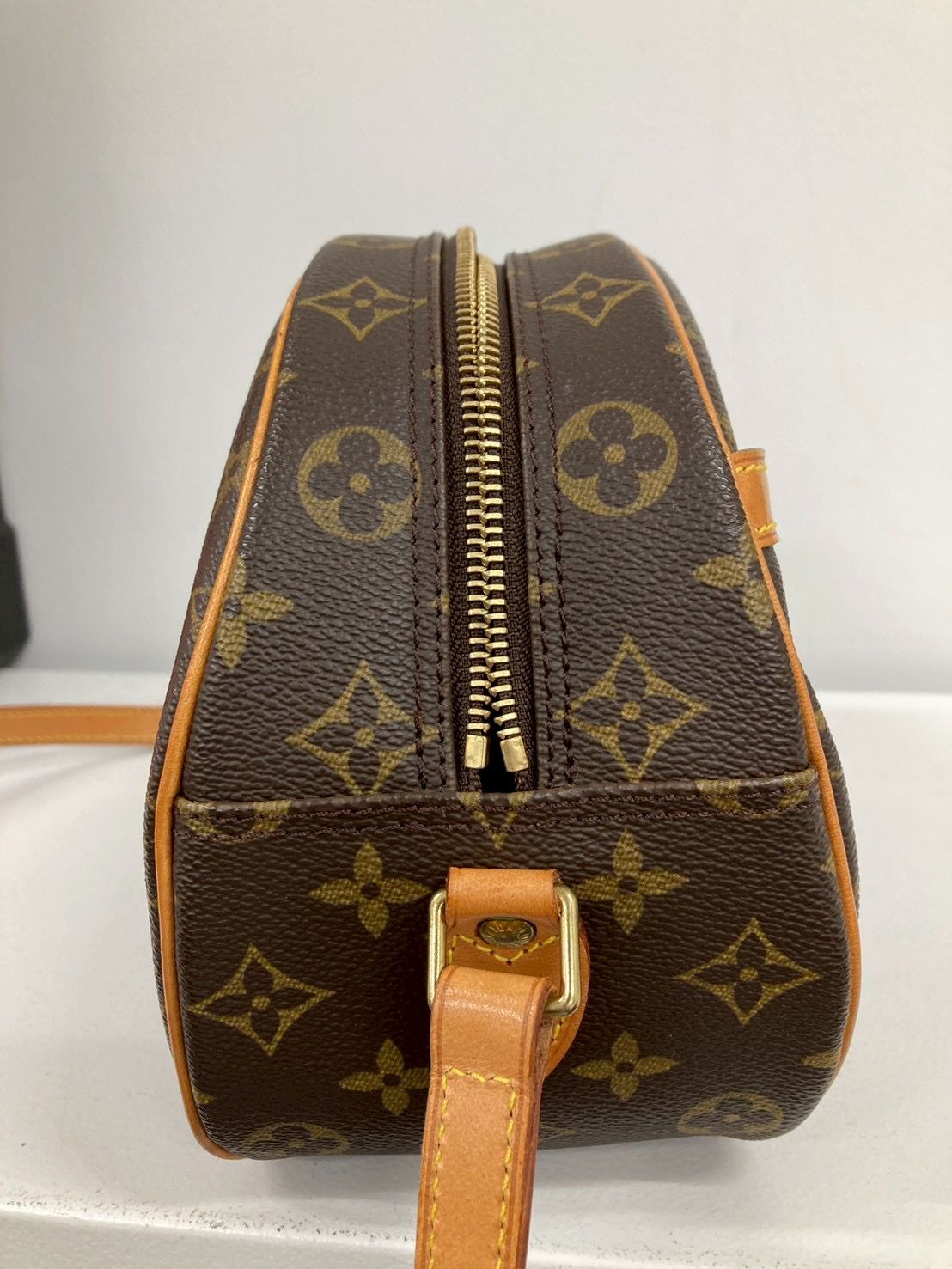 Louis Vuitton – Musette Tango / Reporter PM