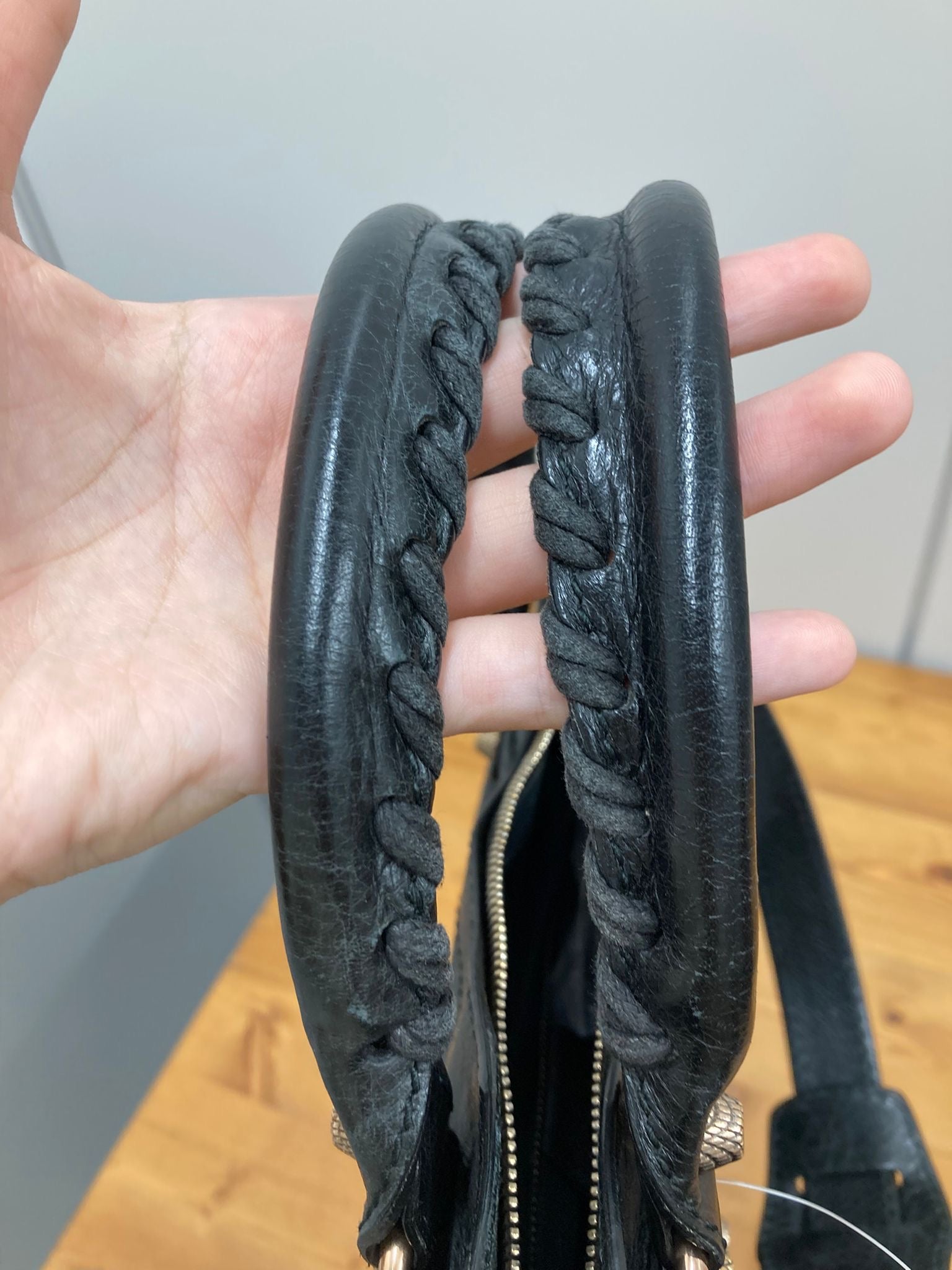 Balenciaga City First Classic Black – Cuero Aged