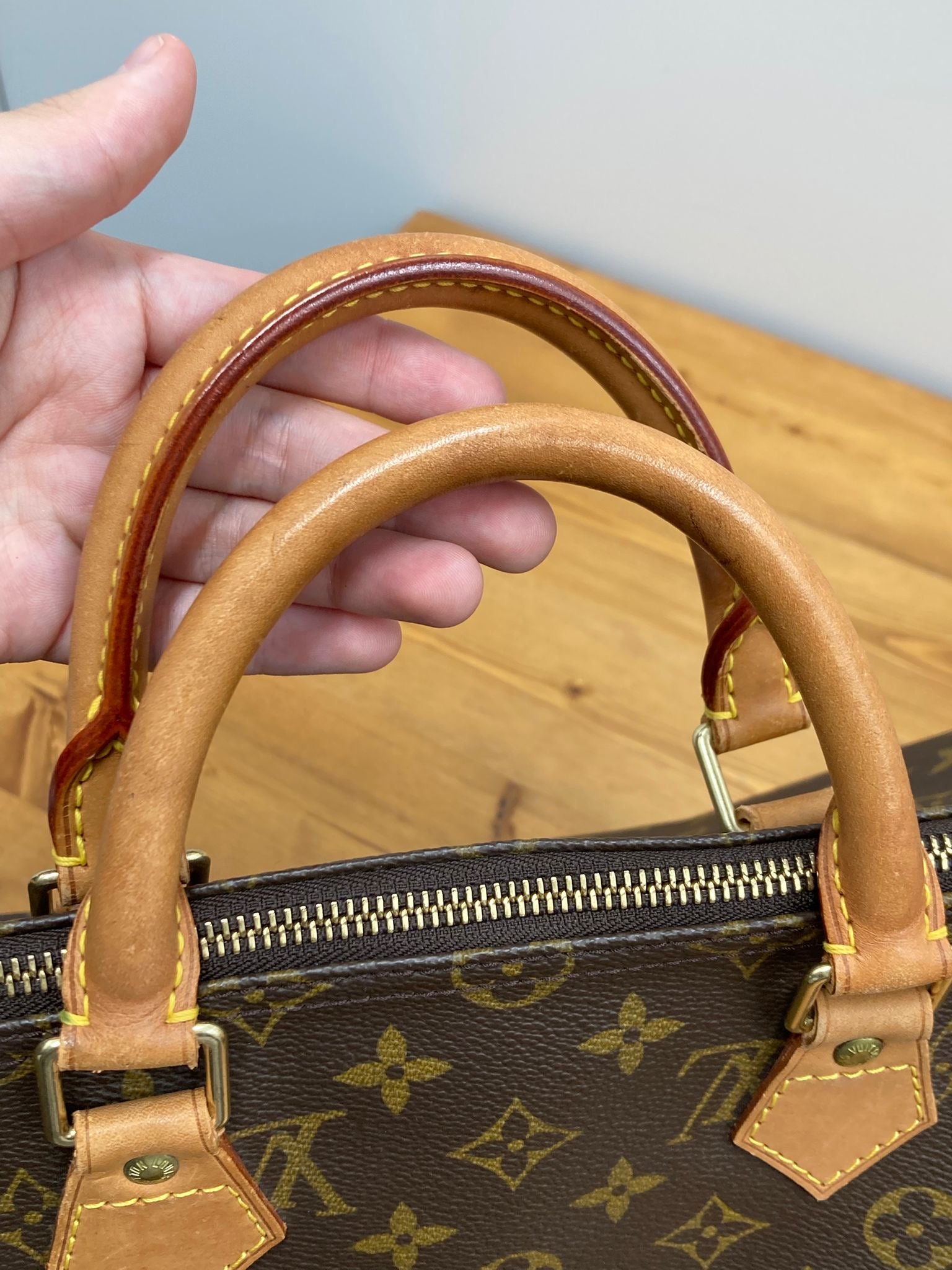 Louis Vuitton speedy 35 monogram canvas