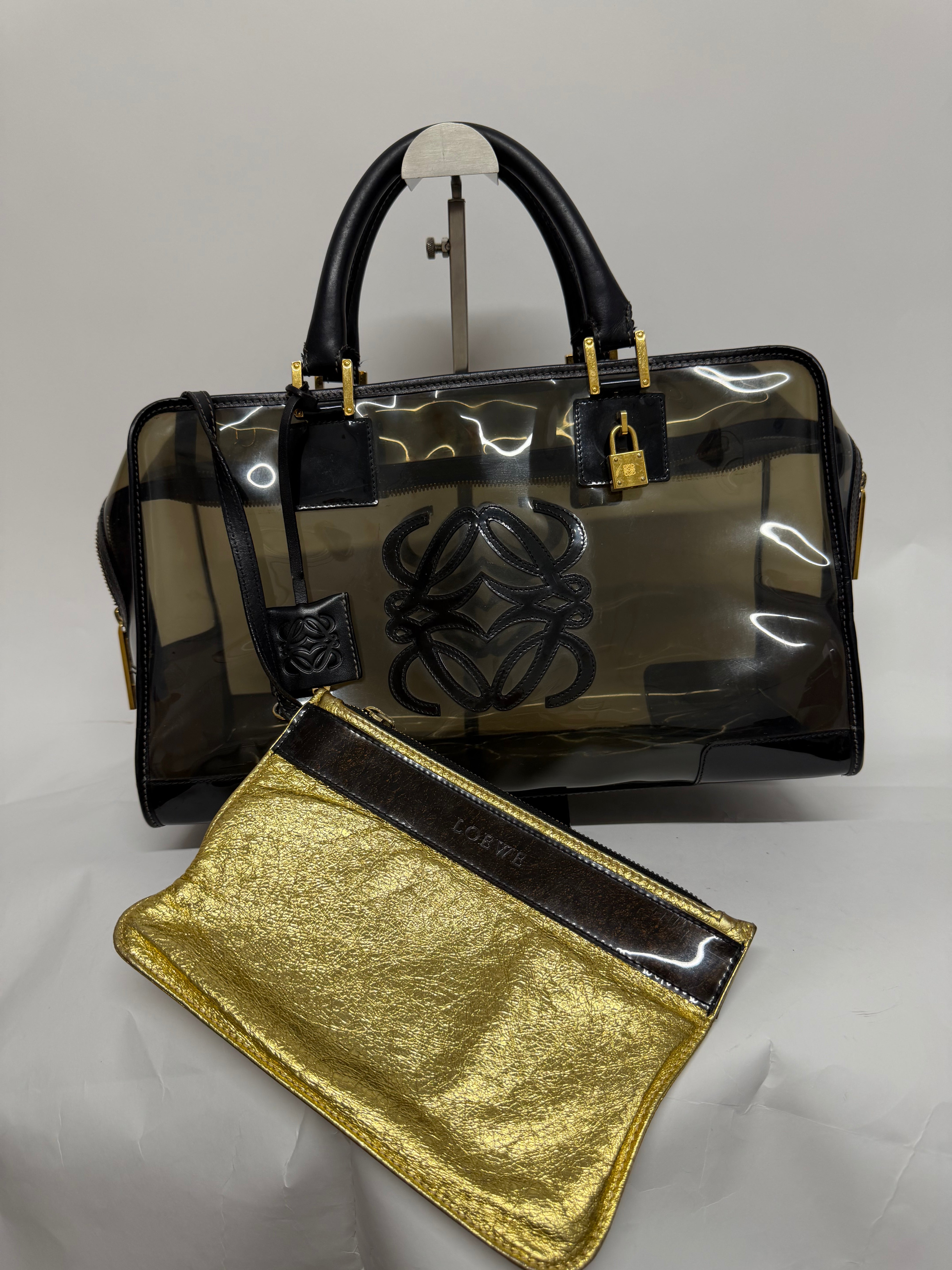 Loewe Amazona 36 Transparente con Pouch
