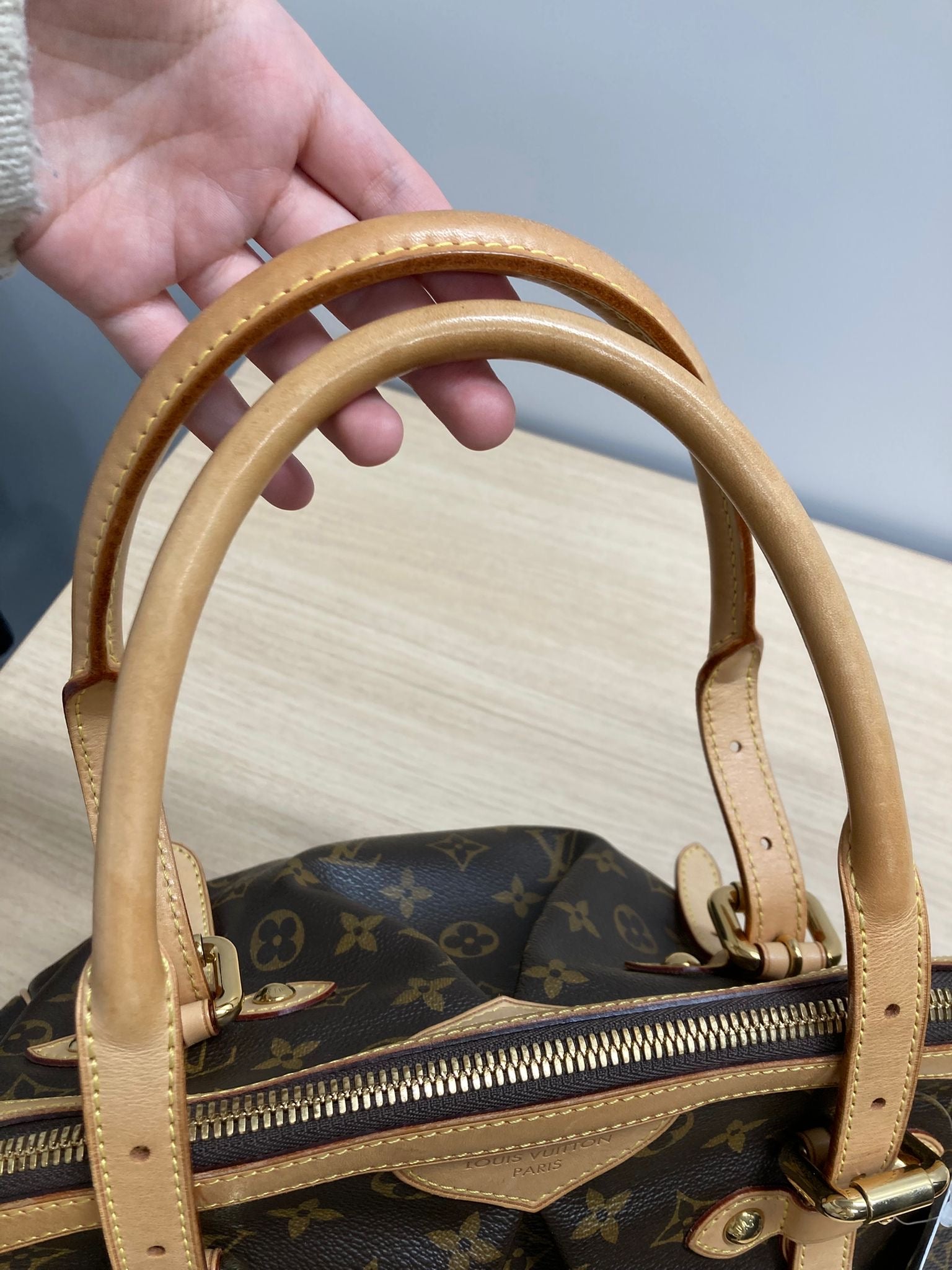 Louis Vuitton tivoli GM monogram