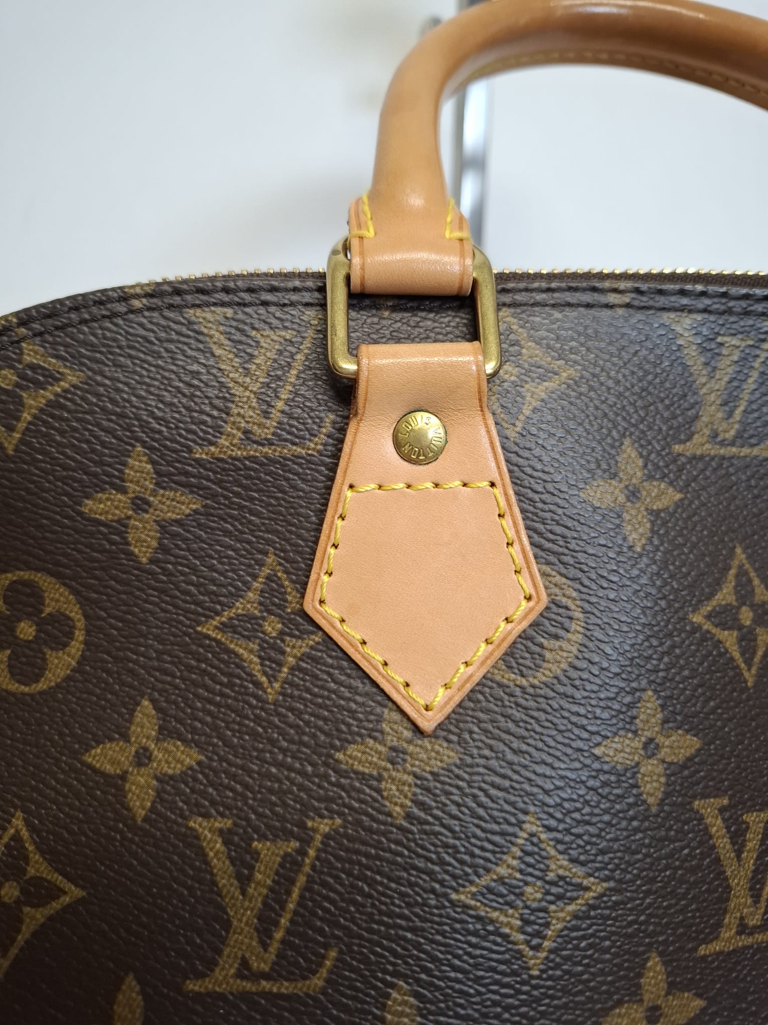 Louis Vuitton Alma PM Monogram FL0035
