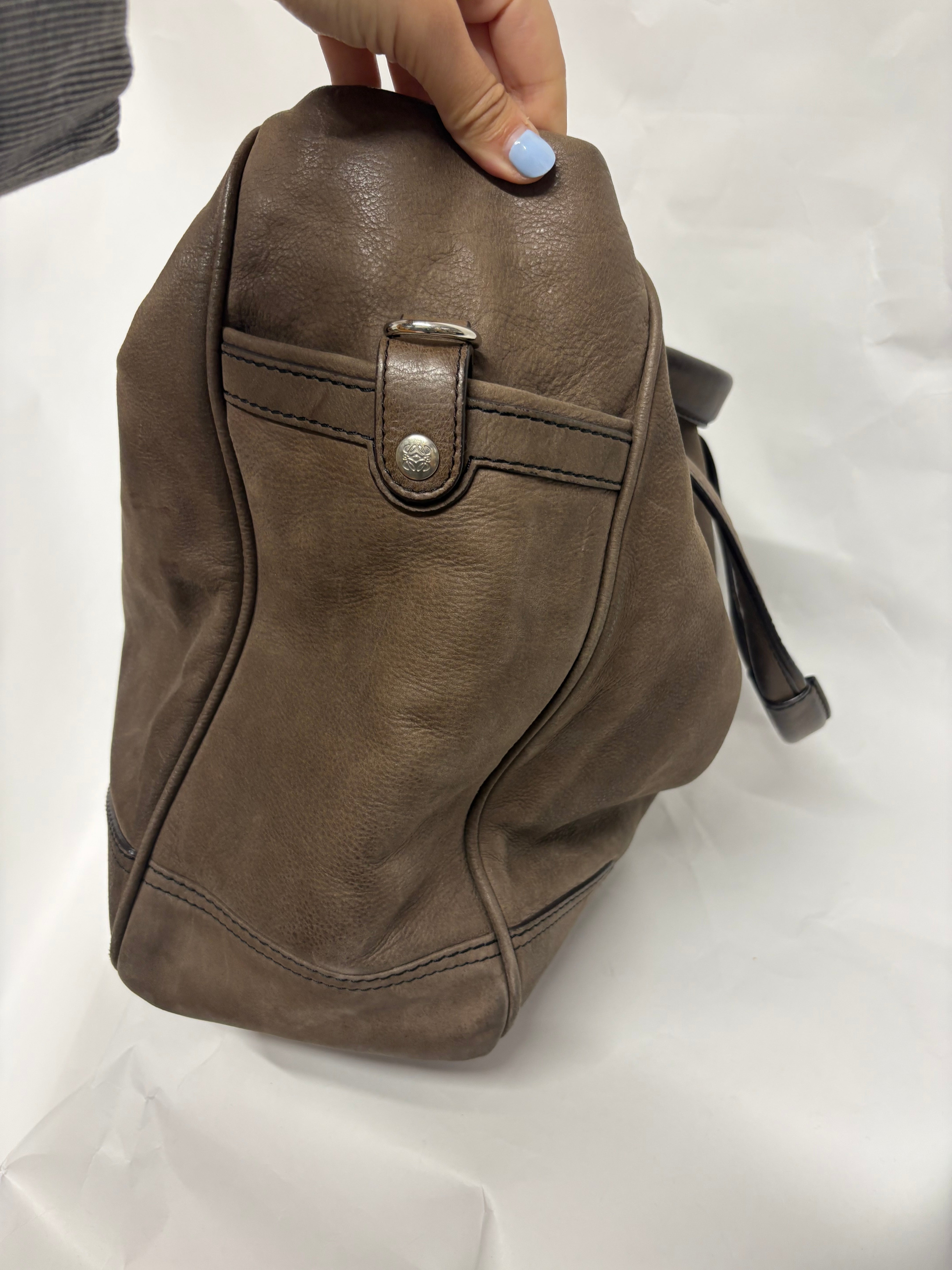 Loewe Tote Grande Piel Taupe Anagram con correa borlas extra