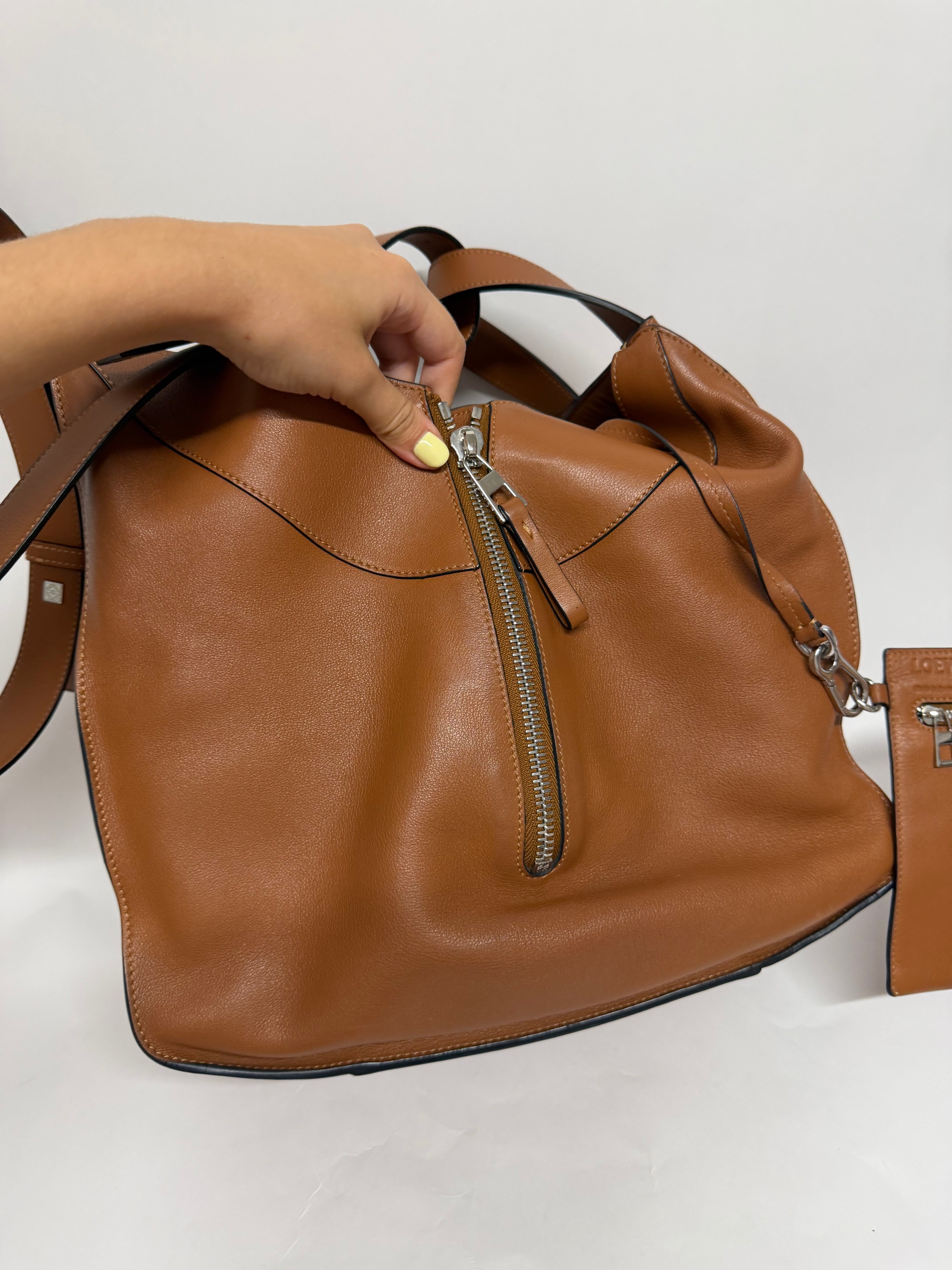 Loewe Hammock Bag Grande Camel con Pouch