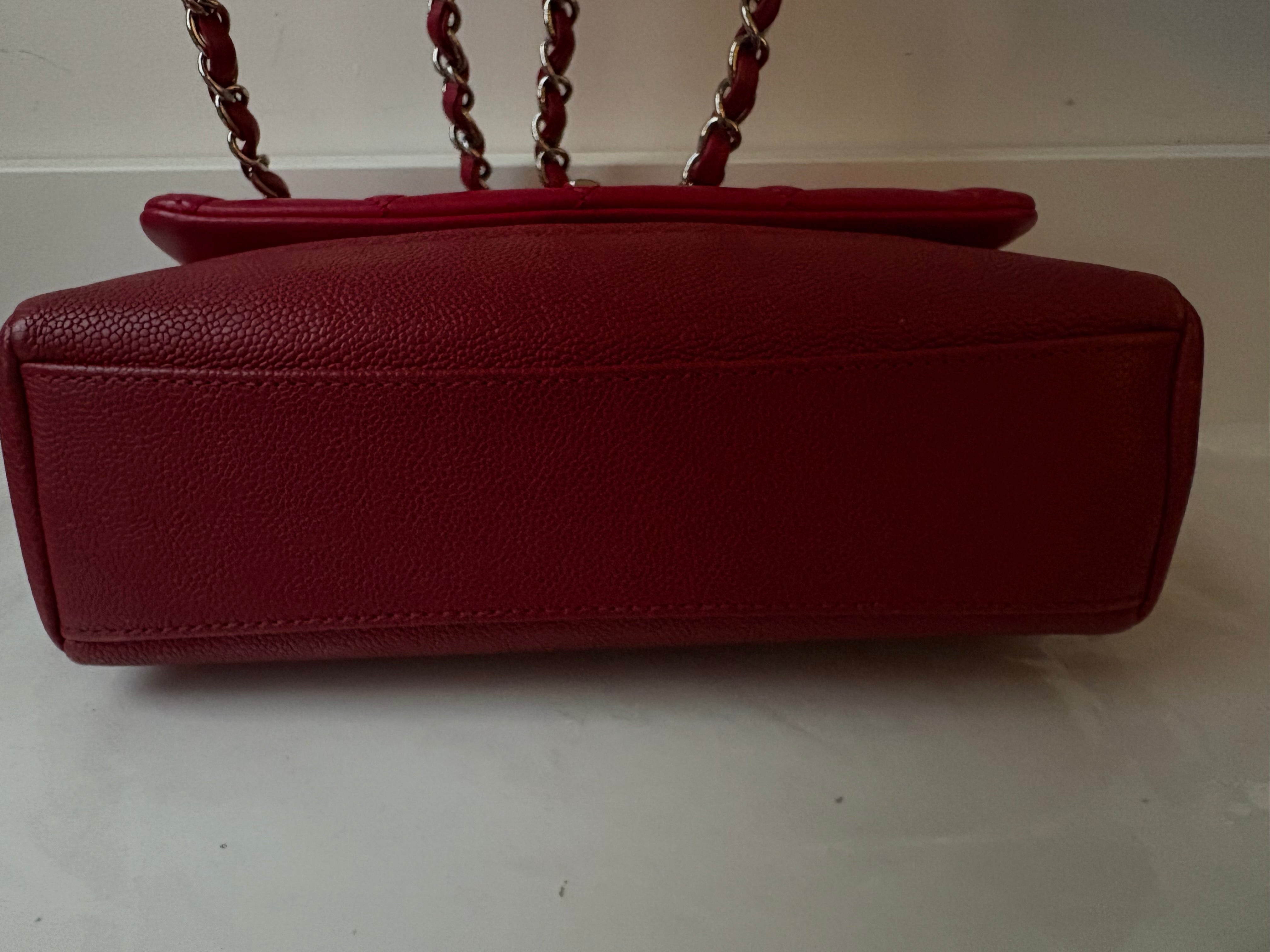 Chanel Mini Flap Medallion Charm rojo -  Métiers d’Art Paris–Rome 2015