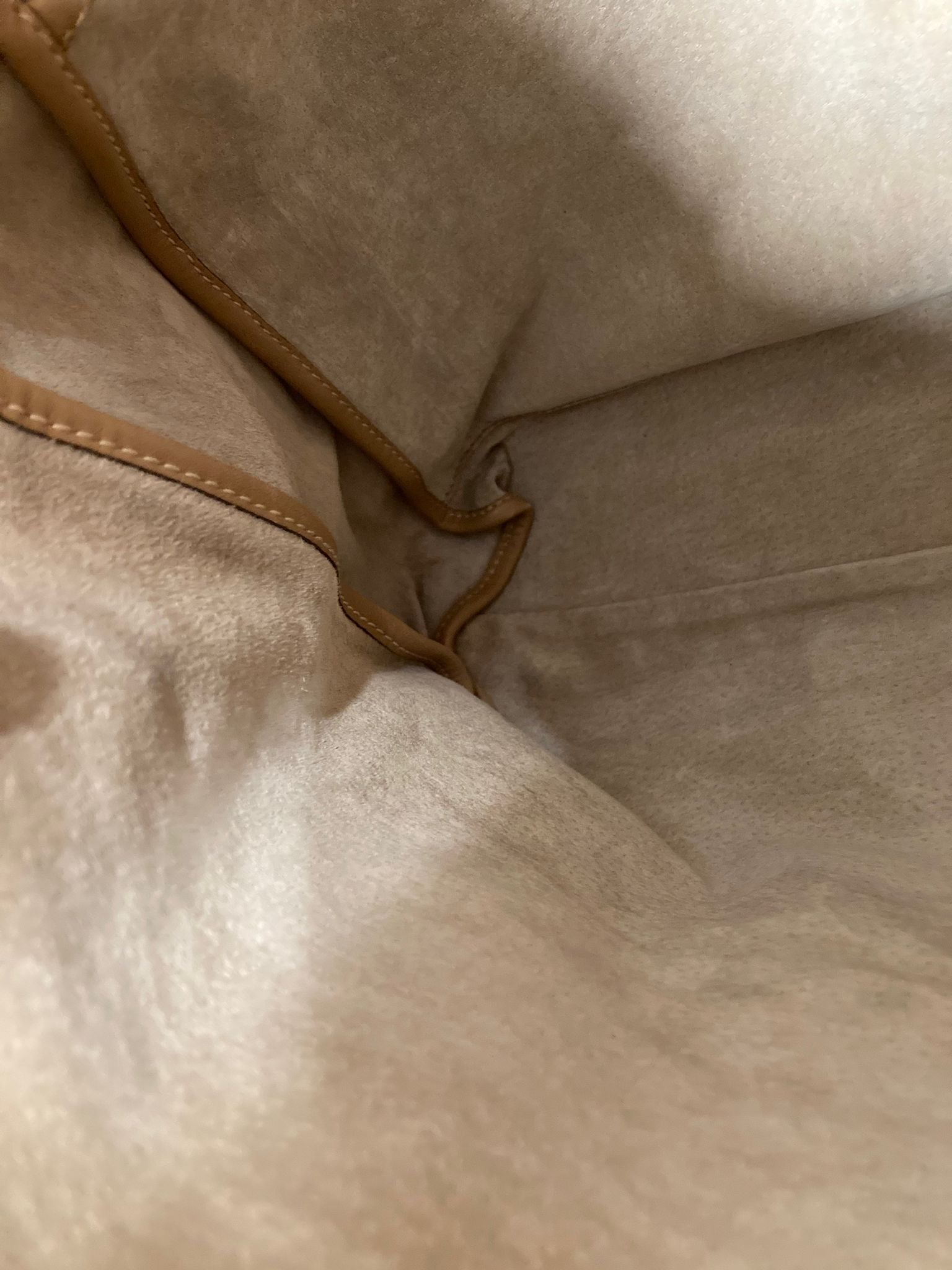 Prada Logo 2way Tote – Piel beige