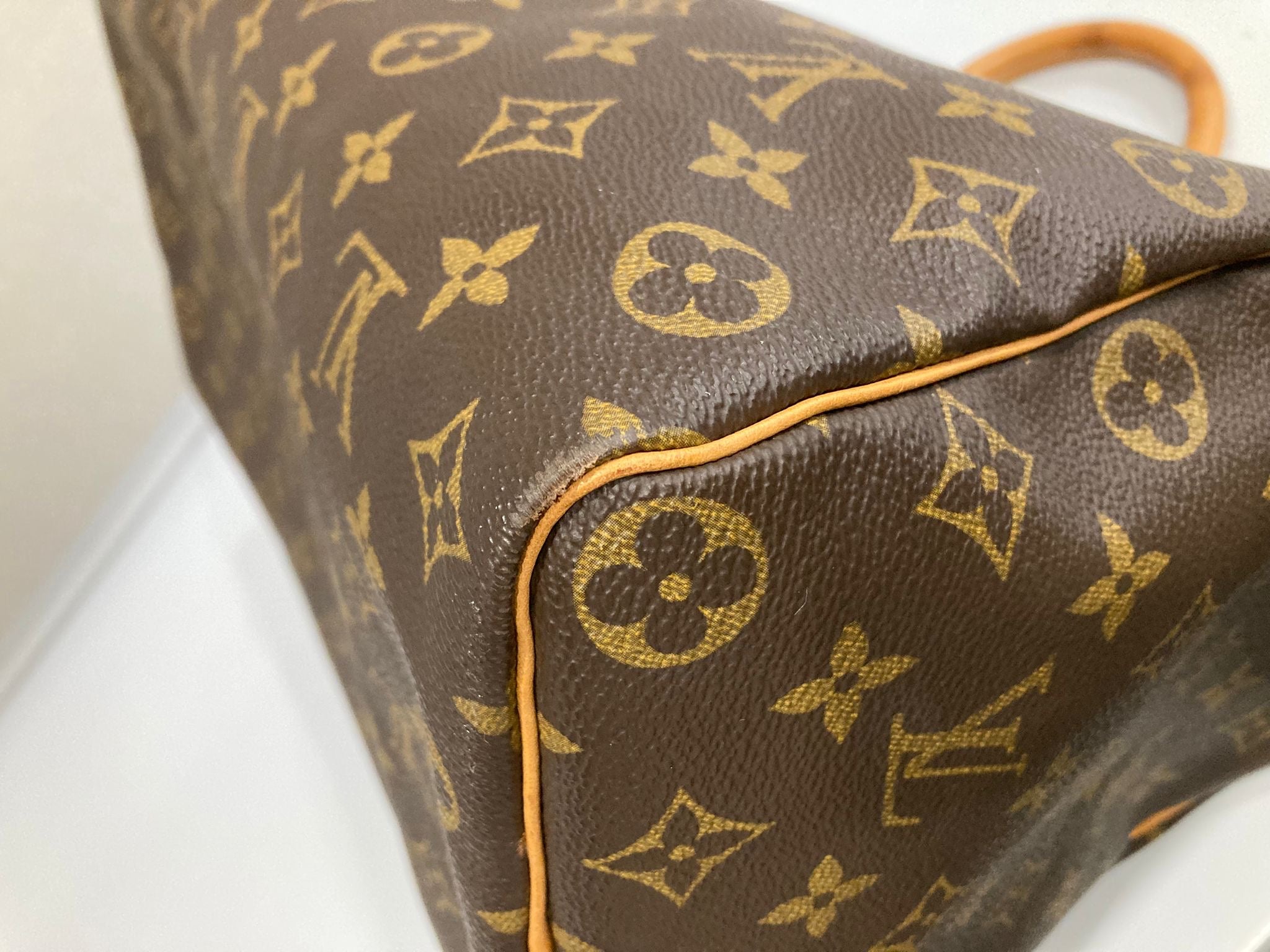 Louis Vuitton speedy 35 monogram canvas