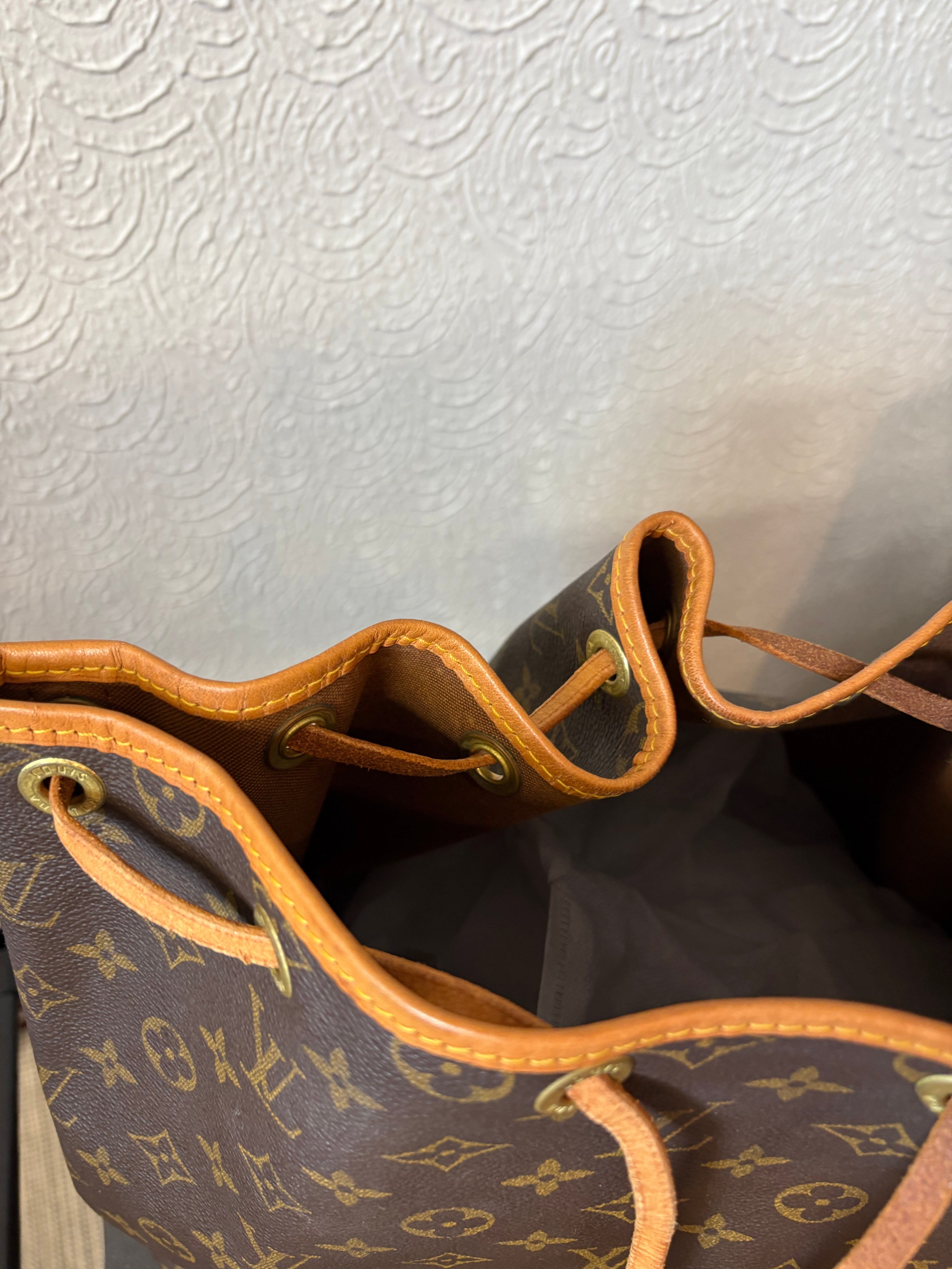Louis Vuitton Noe clásico monogram canvas