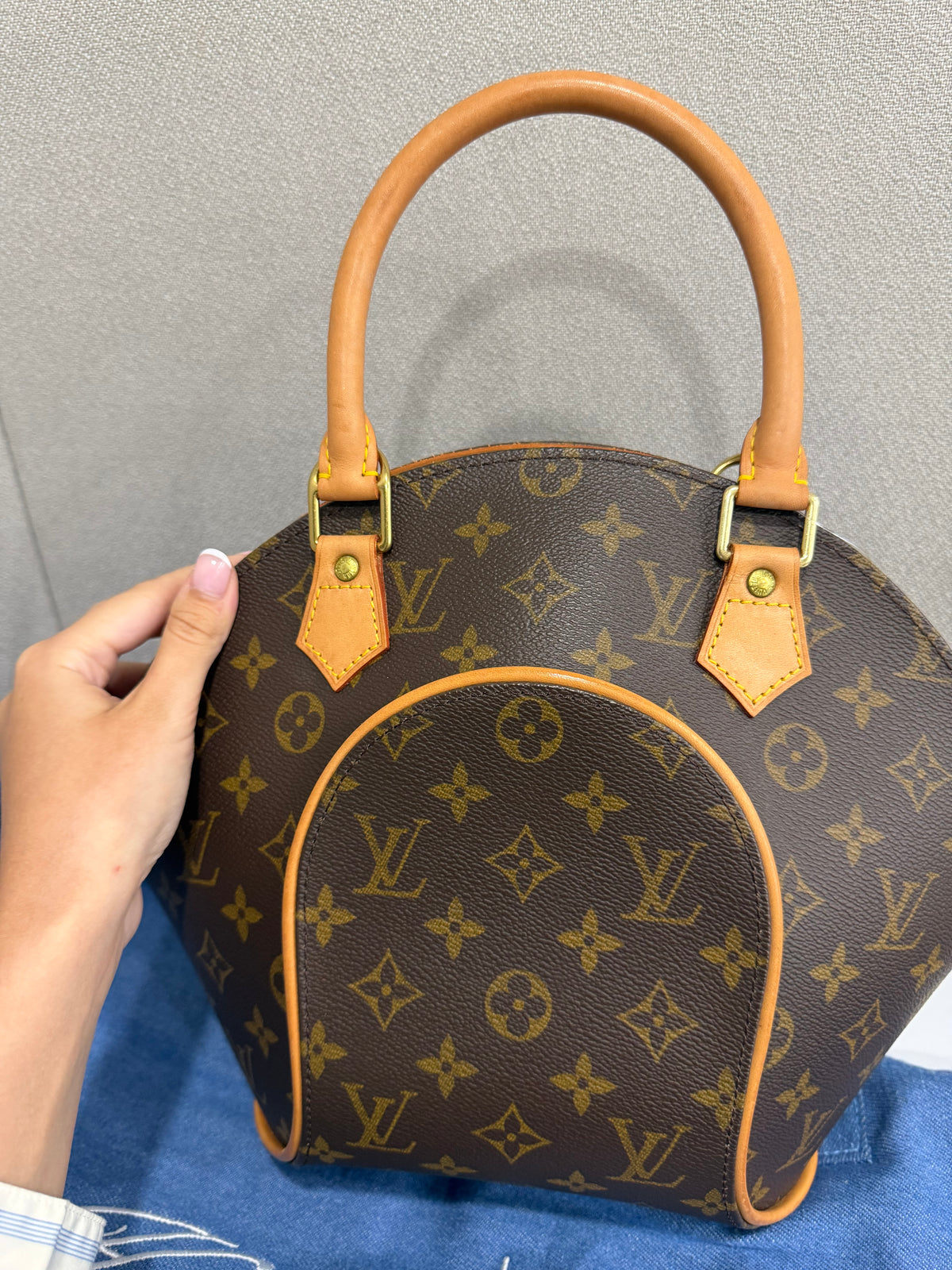 Louis Vuitton Ellipse PM Monogram