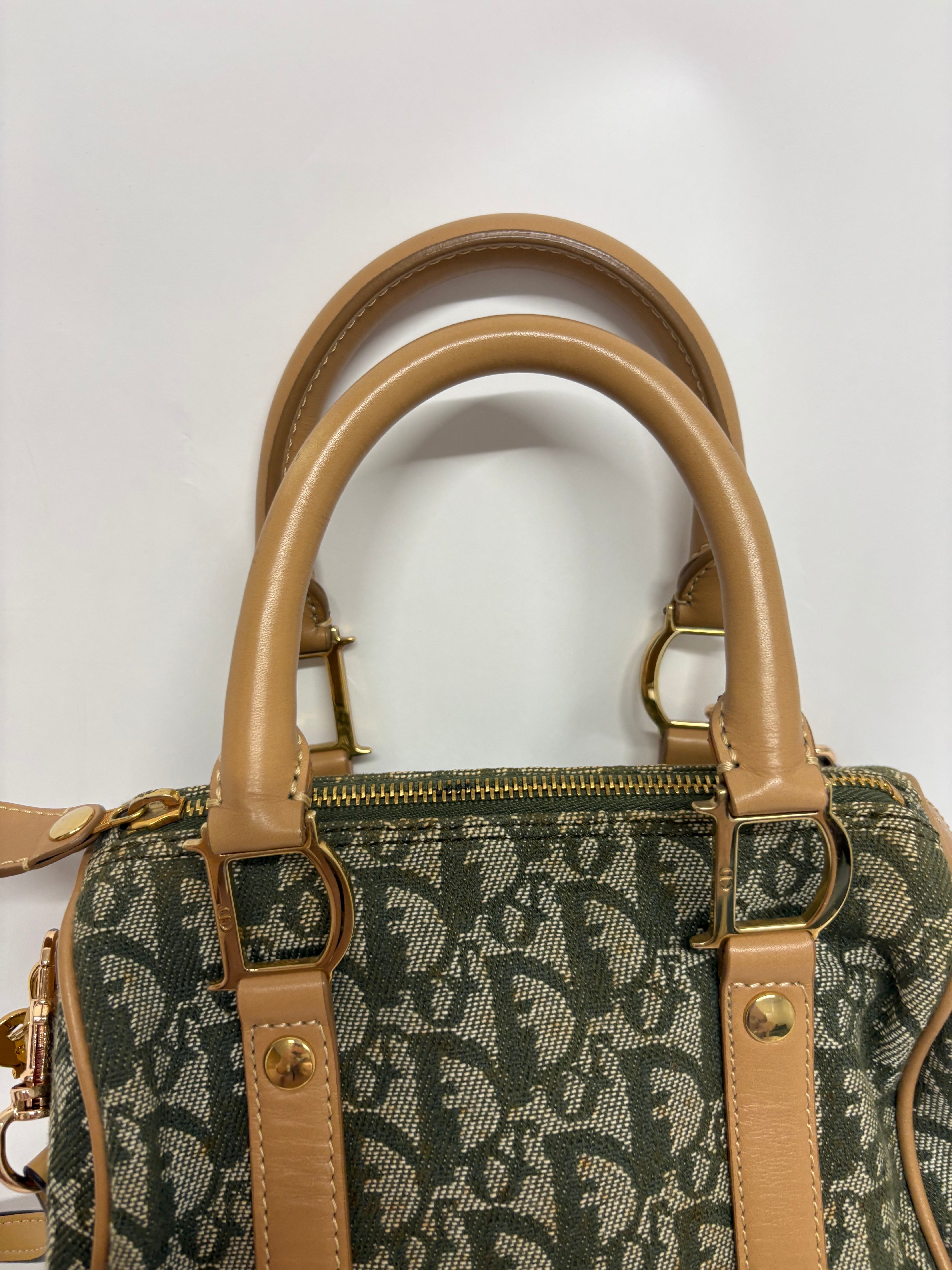 Christian Dior mini Trotter Boston Bag verde y beige con bandolera extra
