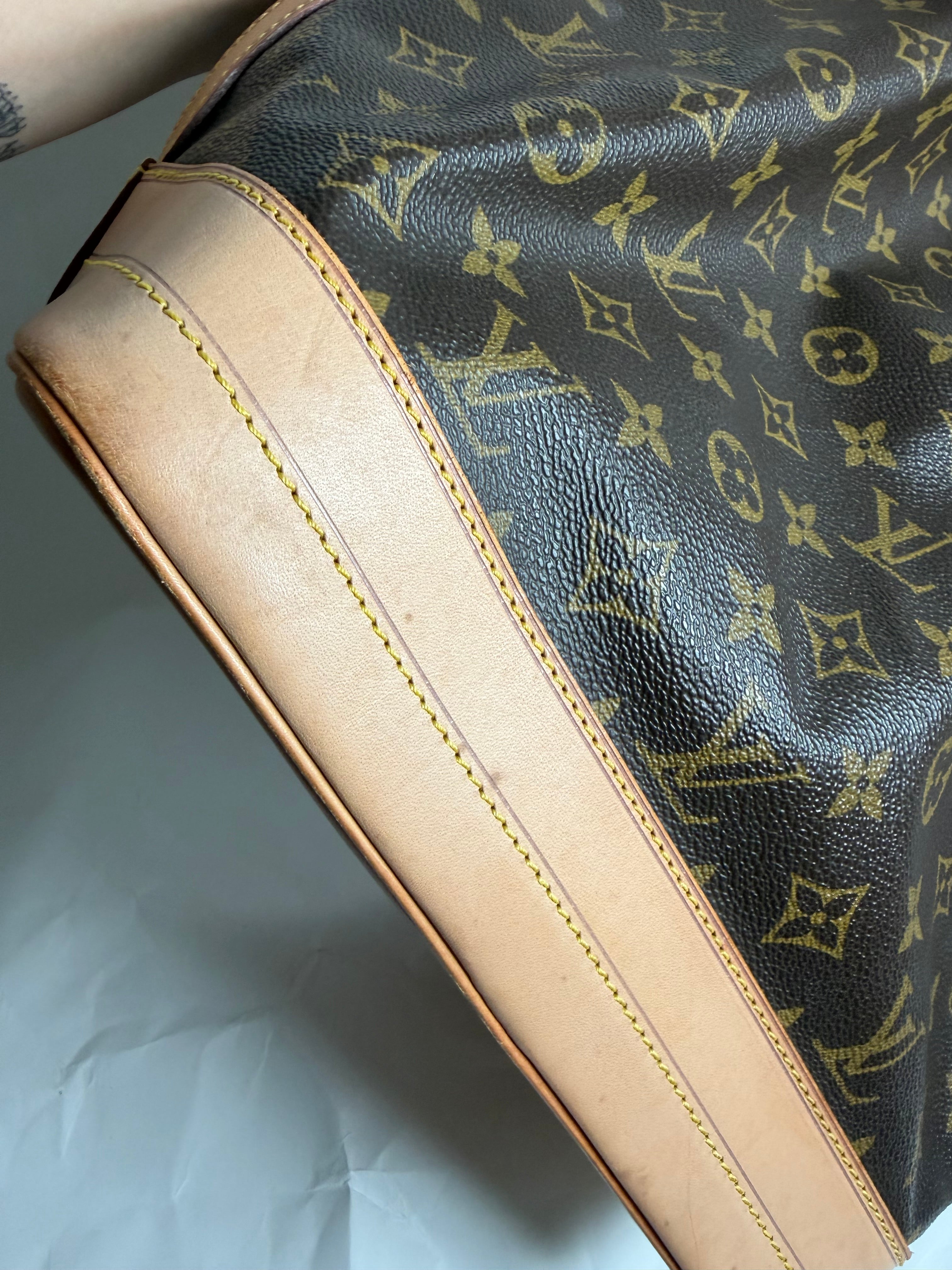 Louis Vuitton Noé clásico grande Monogram