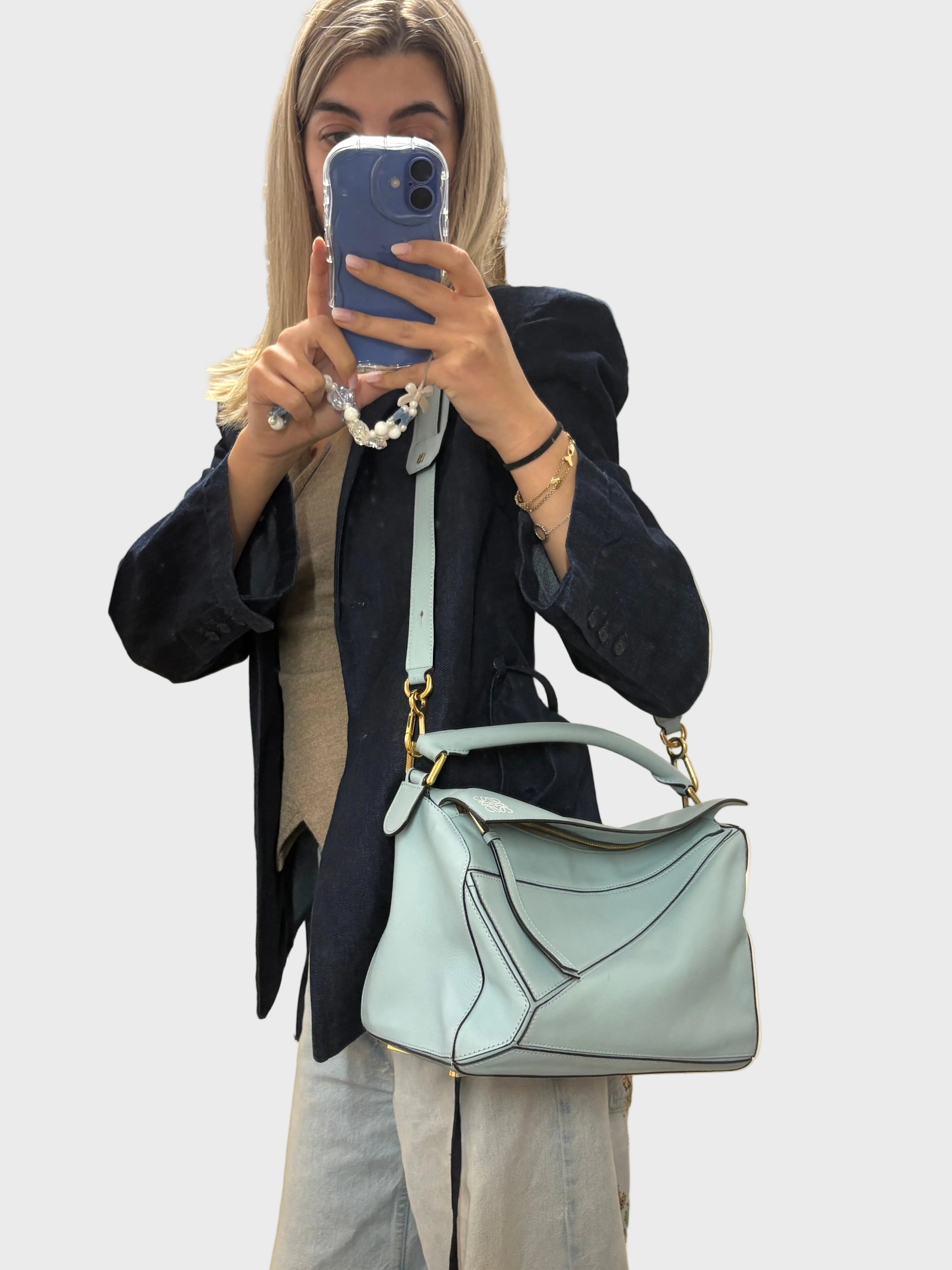 Loewe puzzle bag mediano sky baby blue