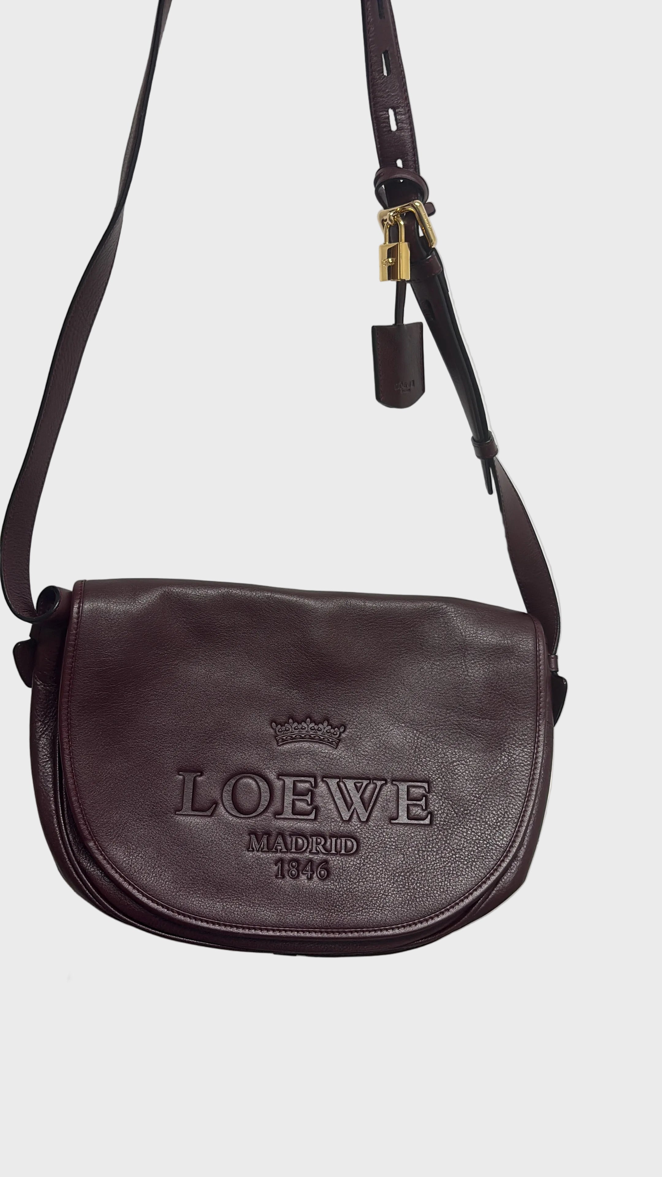 Loewe bandolera heritage grande burdeos