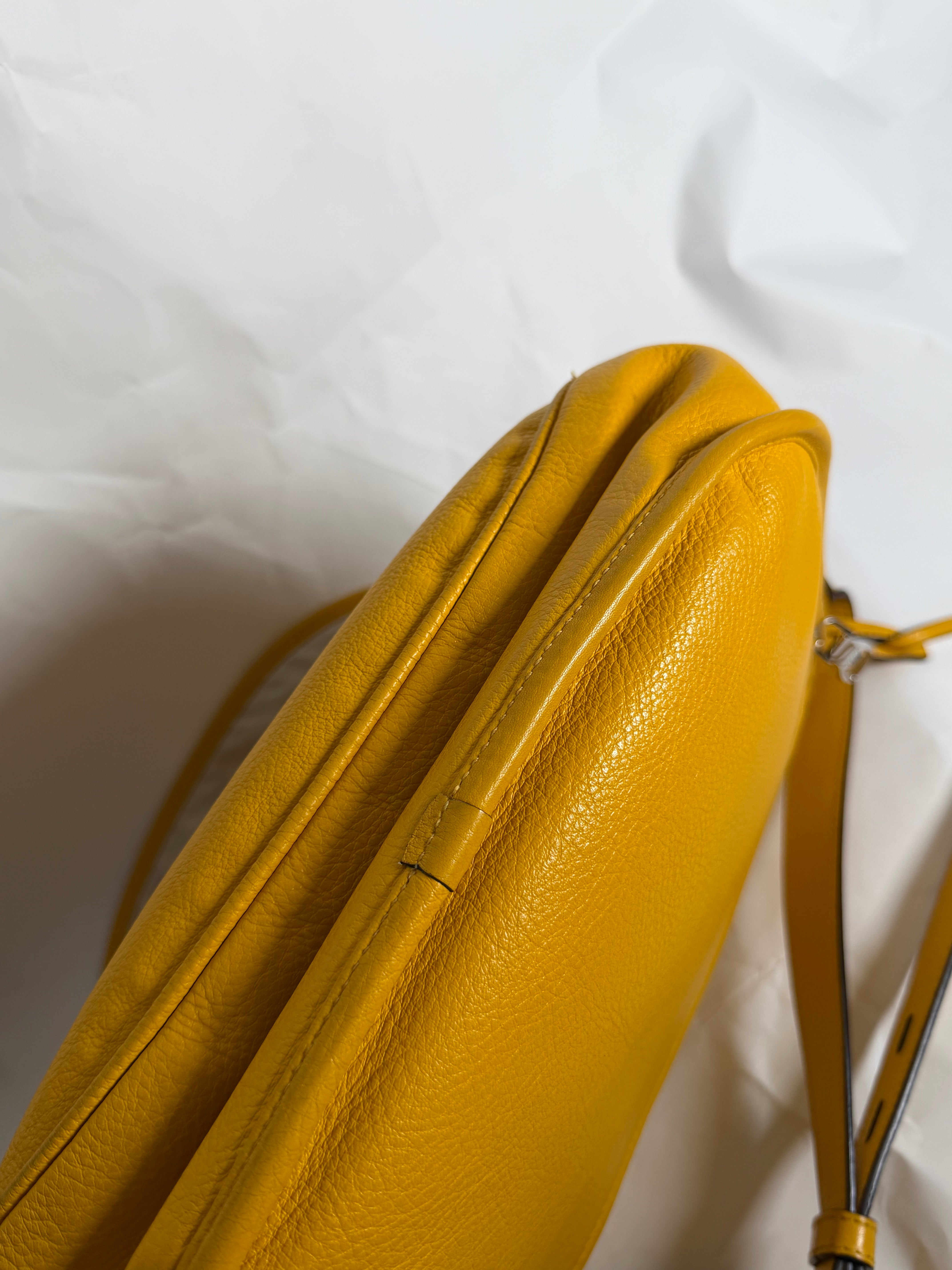 Loewe heritage grande Amarillo
