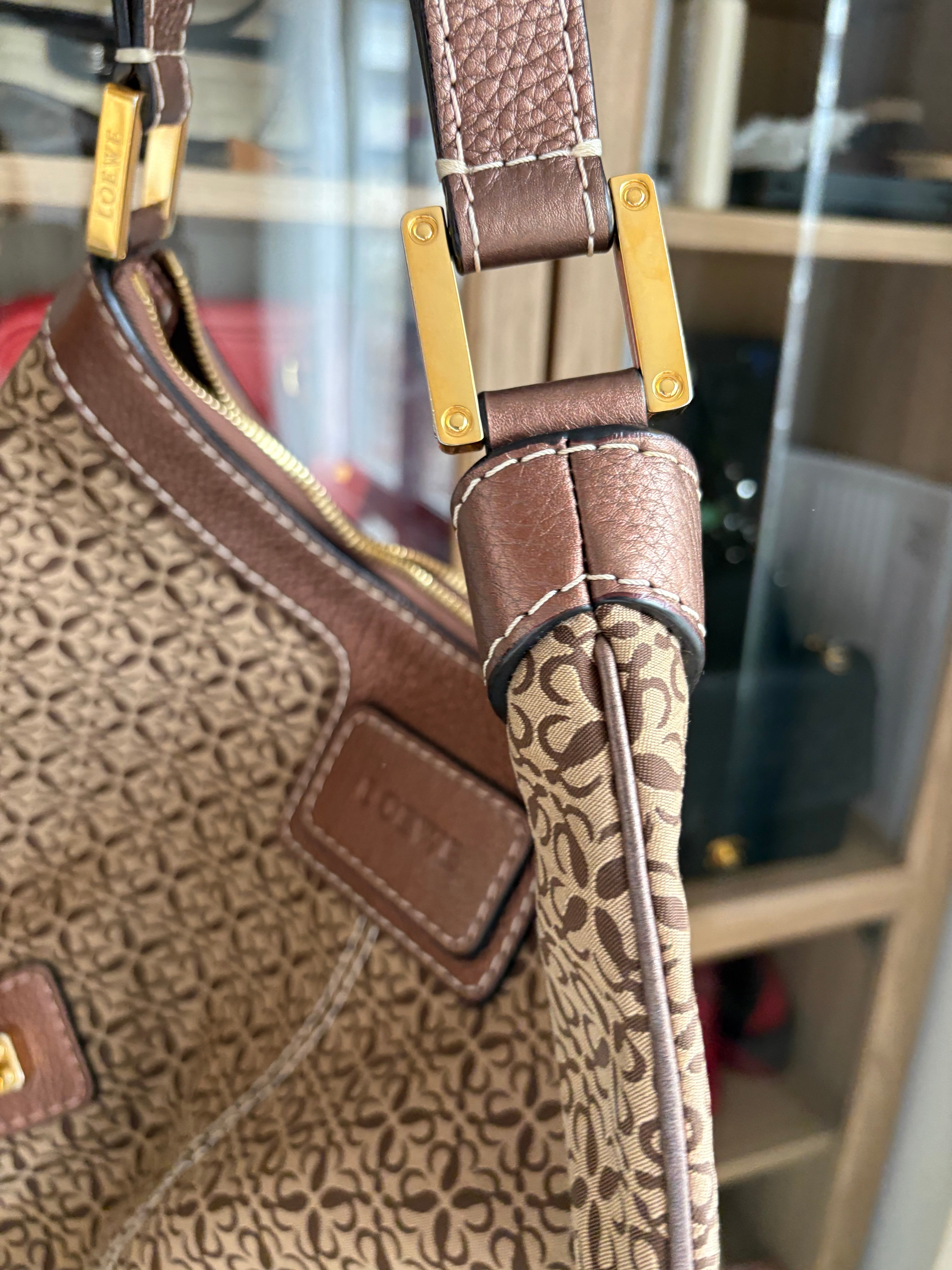 Loewe joyce vintage