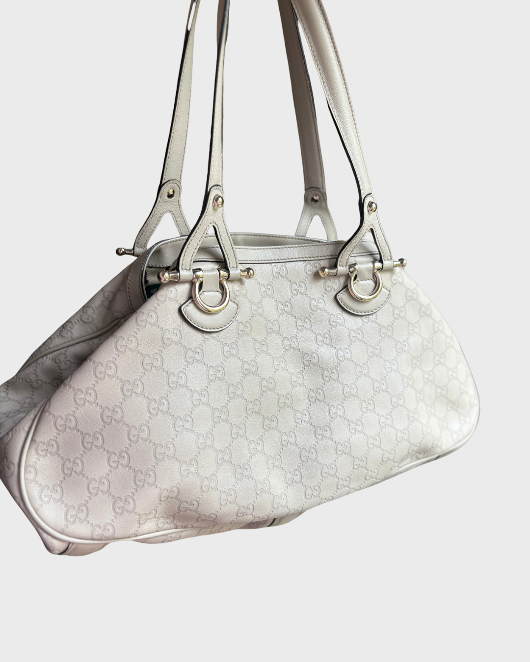 Gucci Pelham en piel Guccissima blanca