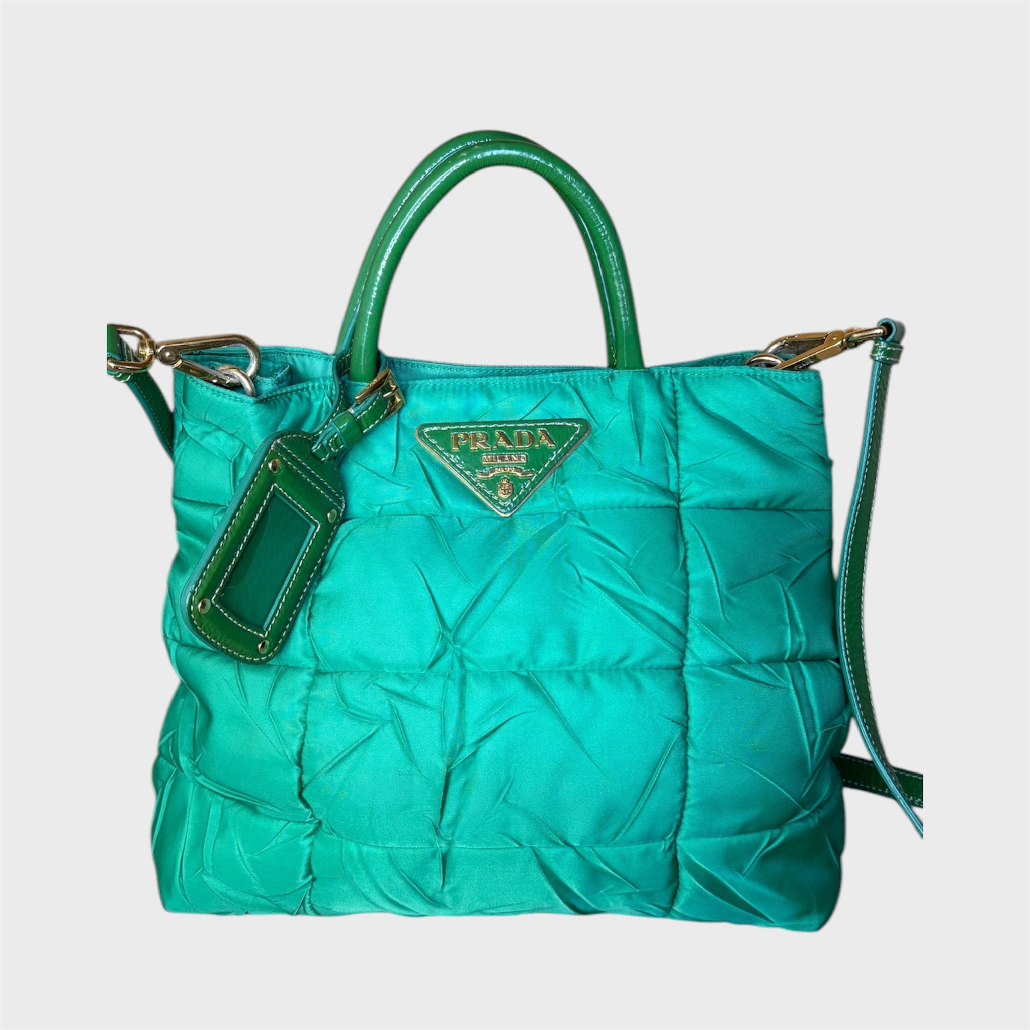 Prada bolso acolchado nylon verde
