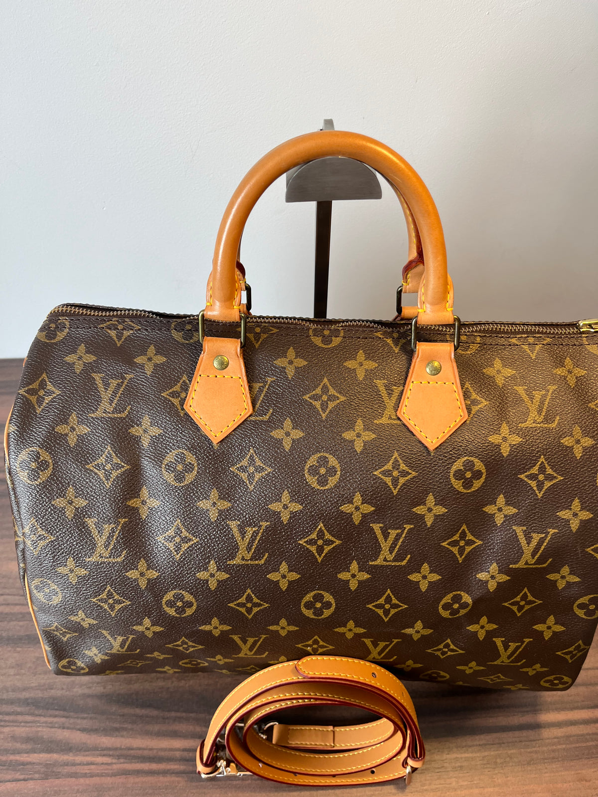 Louis Vuitton Speedy 35 Monogram