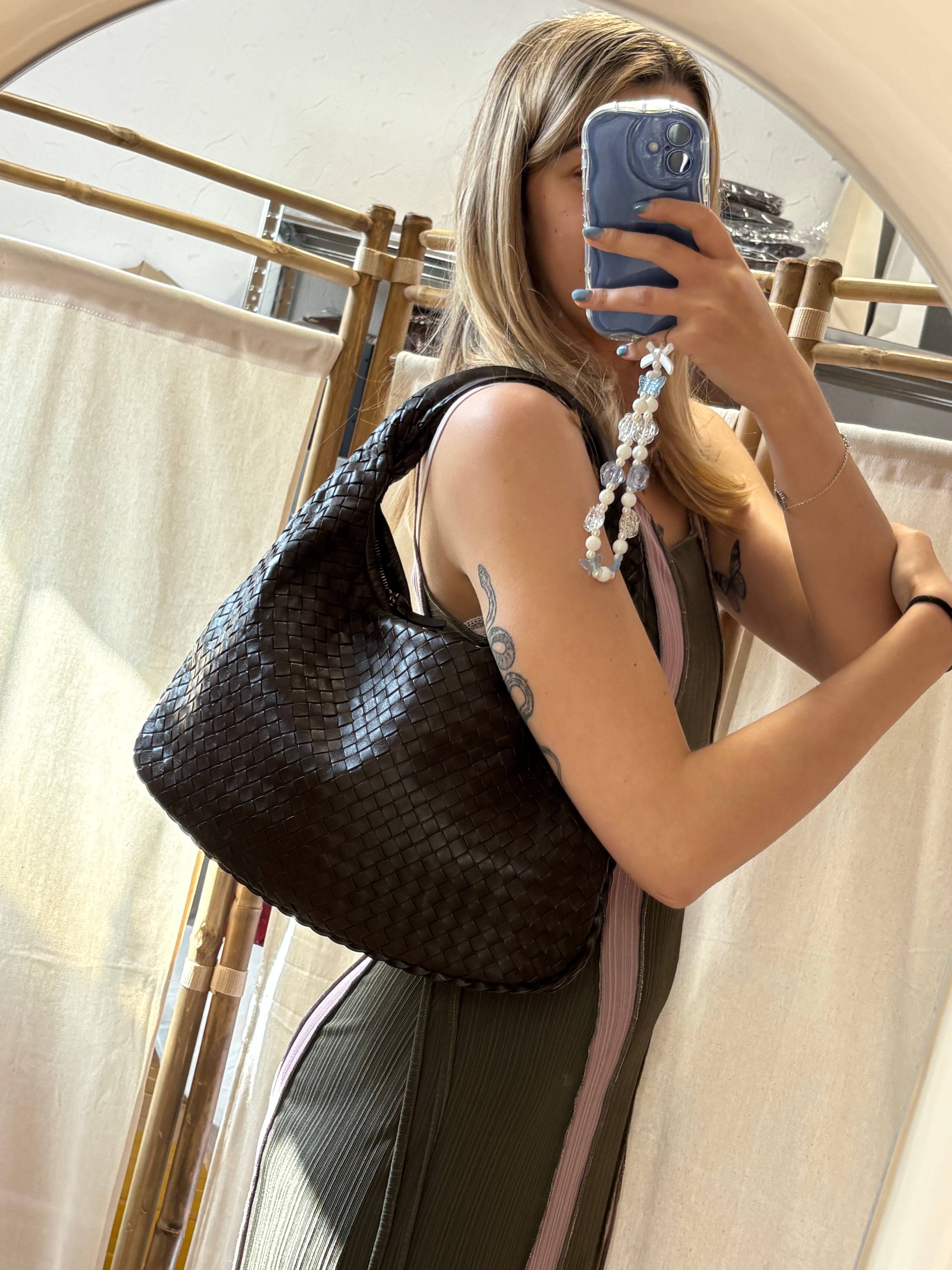 Bottega Veneta Hobo en piel Intrecciato color marrón chocolate