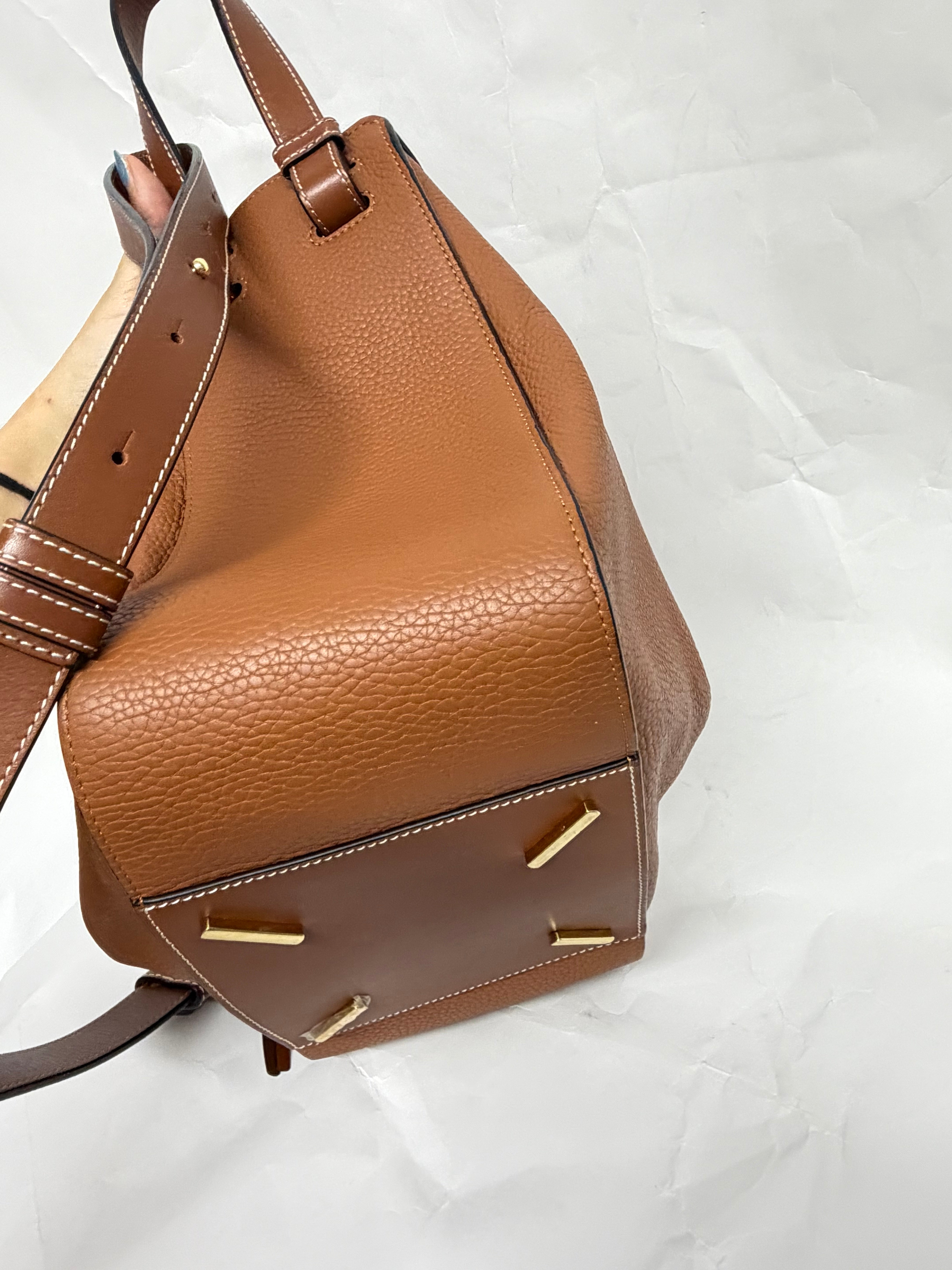 Loewe Hammock Small camel marron tan
