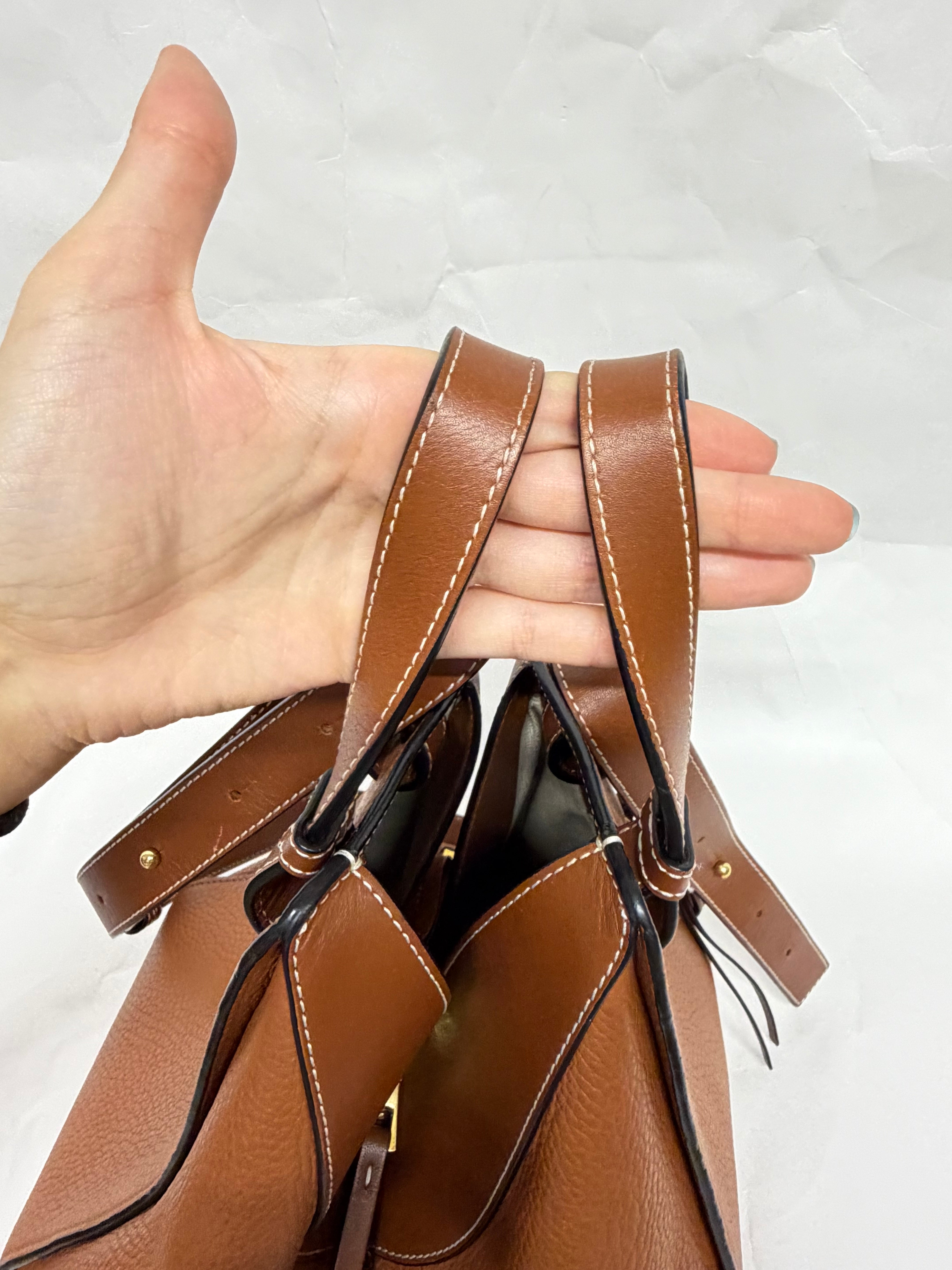 Loewe Hammock Small camel marron tan