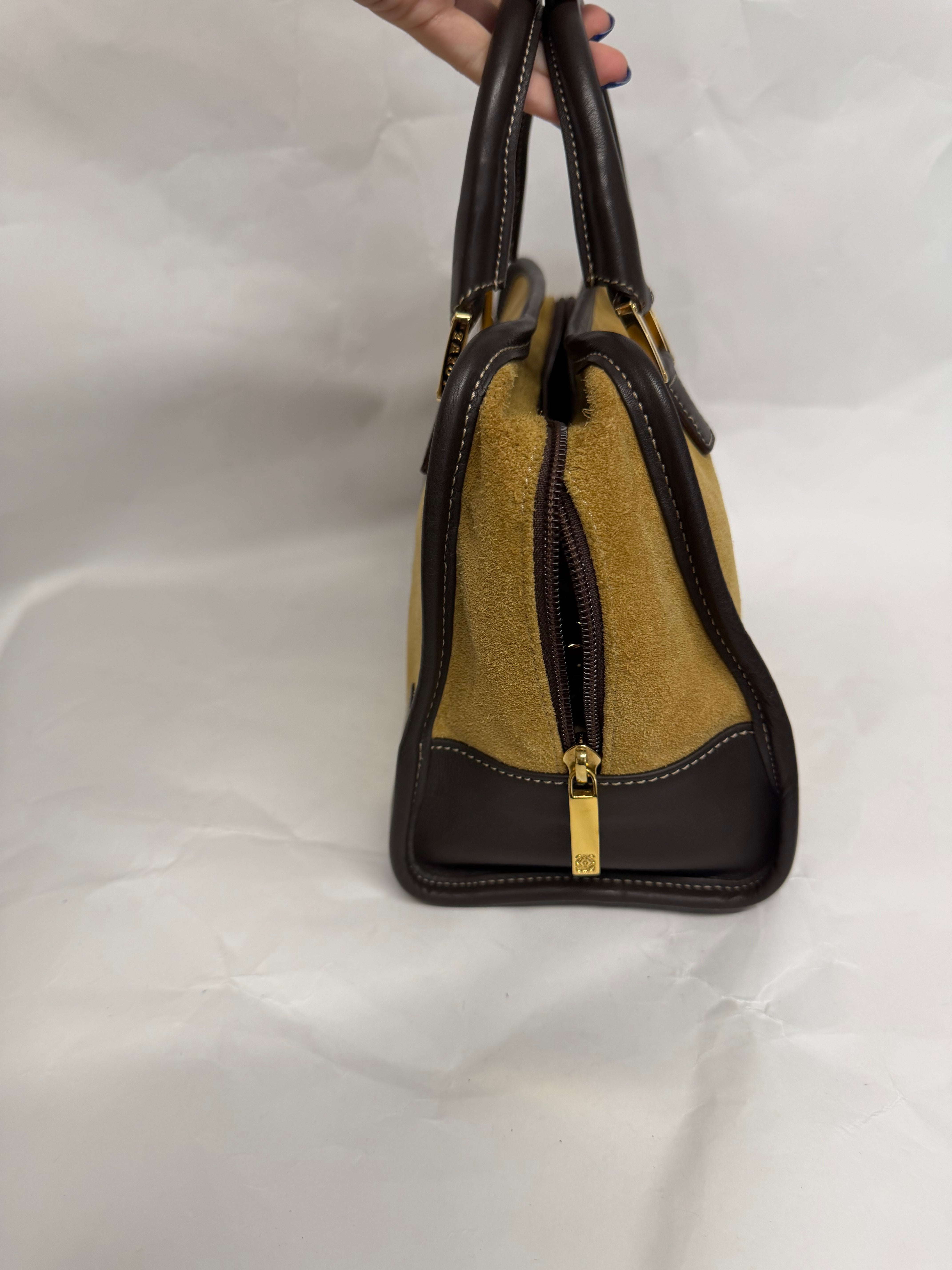 Loewe Amazona 28 Ante Oro