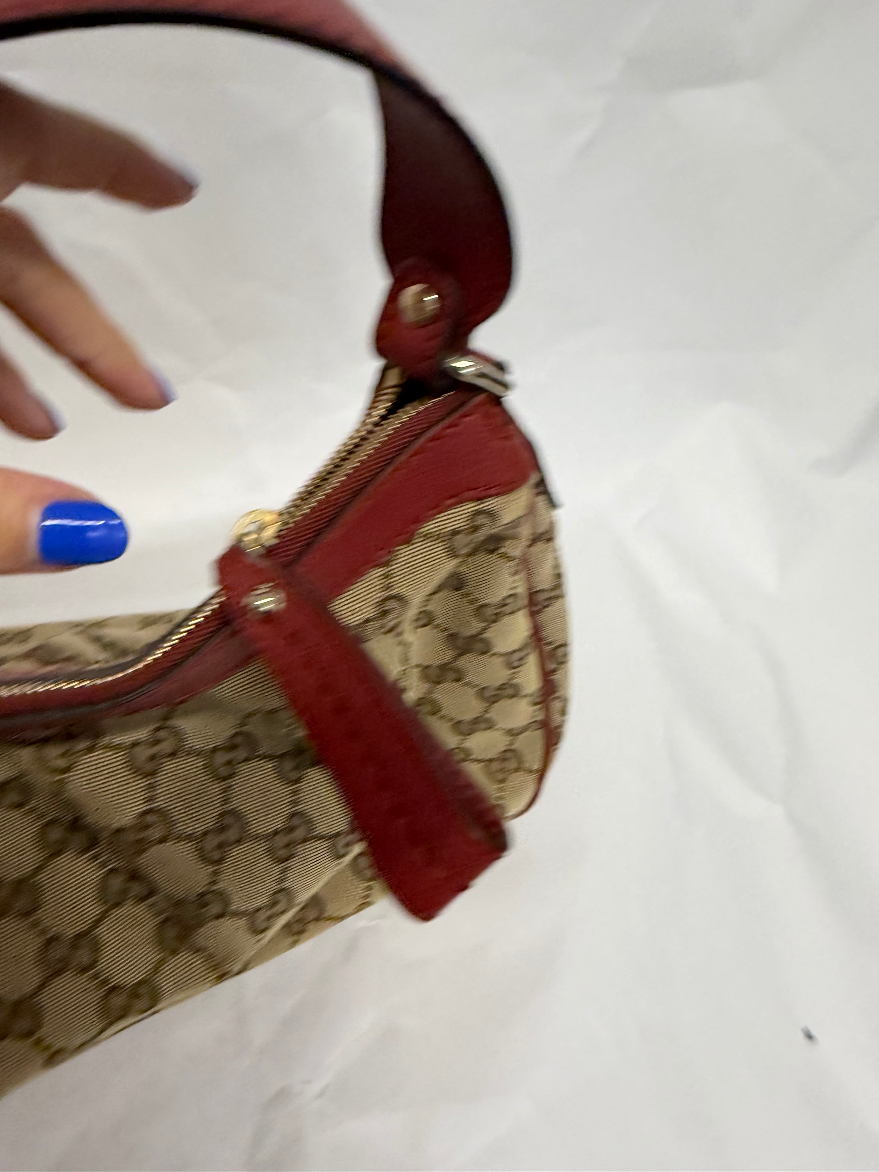 Gucci Sukey GG Canvas Shoulder Bag | Cuero Rojo