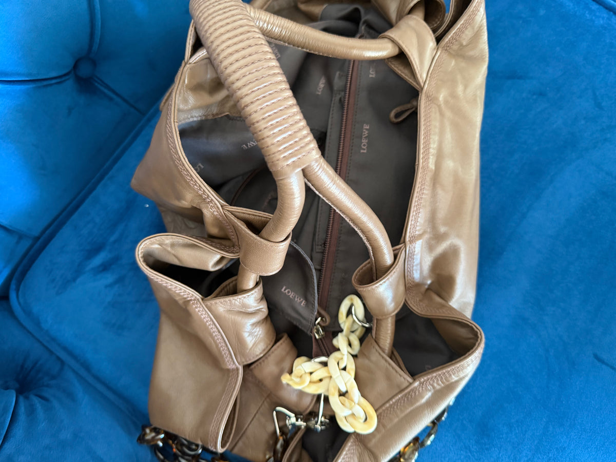 Loewe Aire Mediano Piel Nappa Marrón camel con bandolera