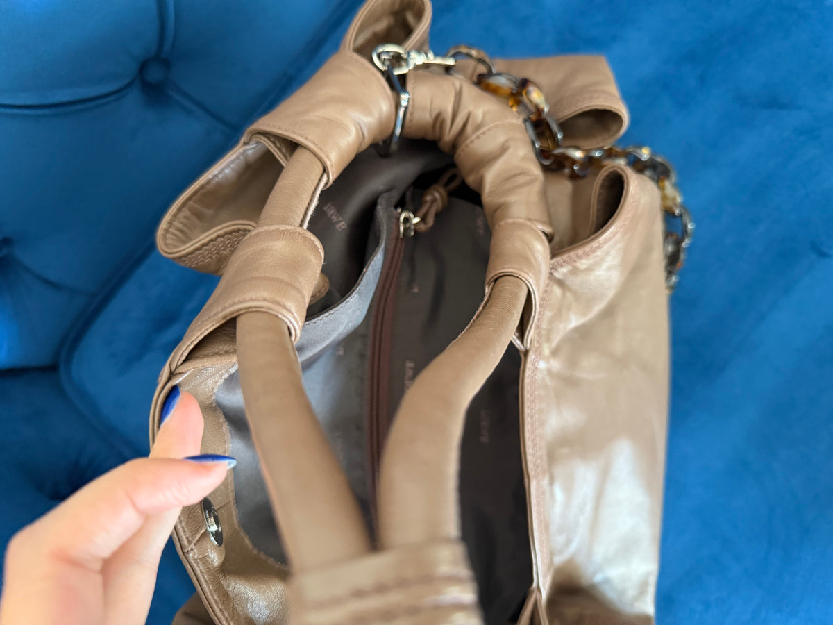 Loewe Aire Mediano Piel Nappa Marrón camel con bandolera
