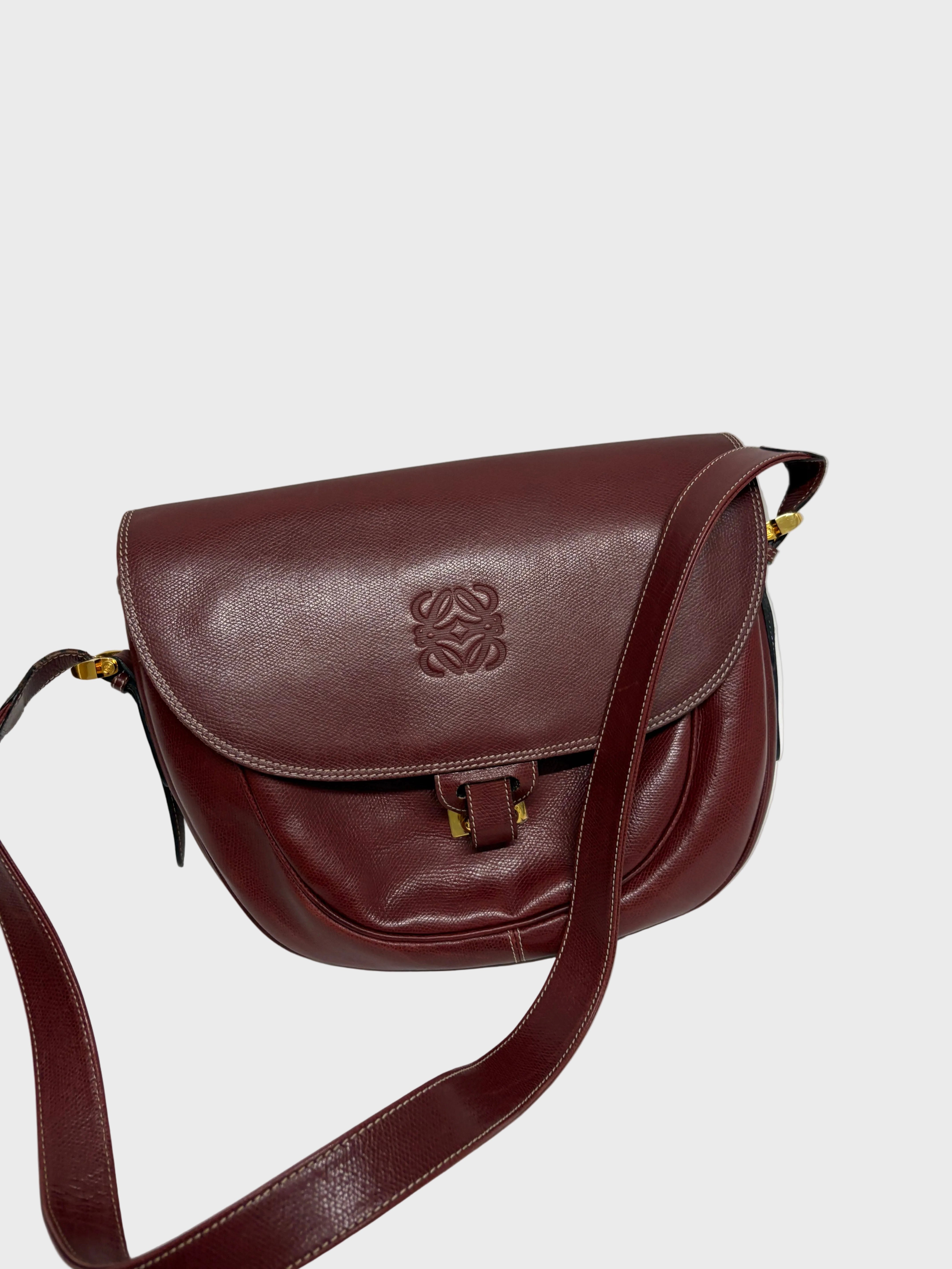 Loewe bandolera burdeos grande vintage