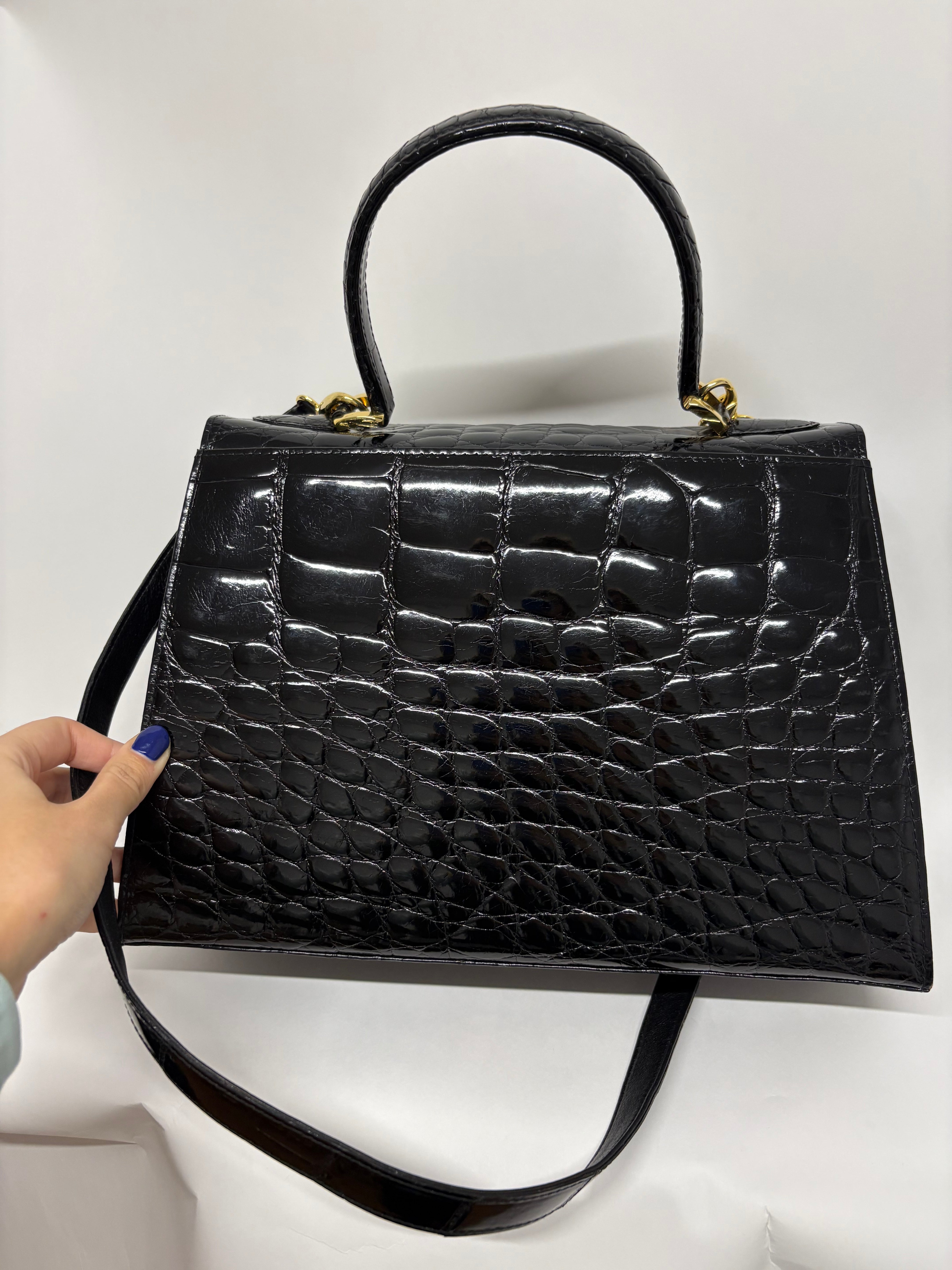 Loewe cocodrilo vintage negro con bandolera