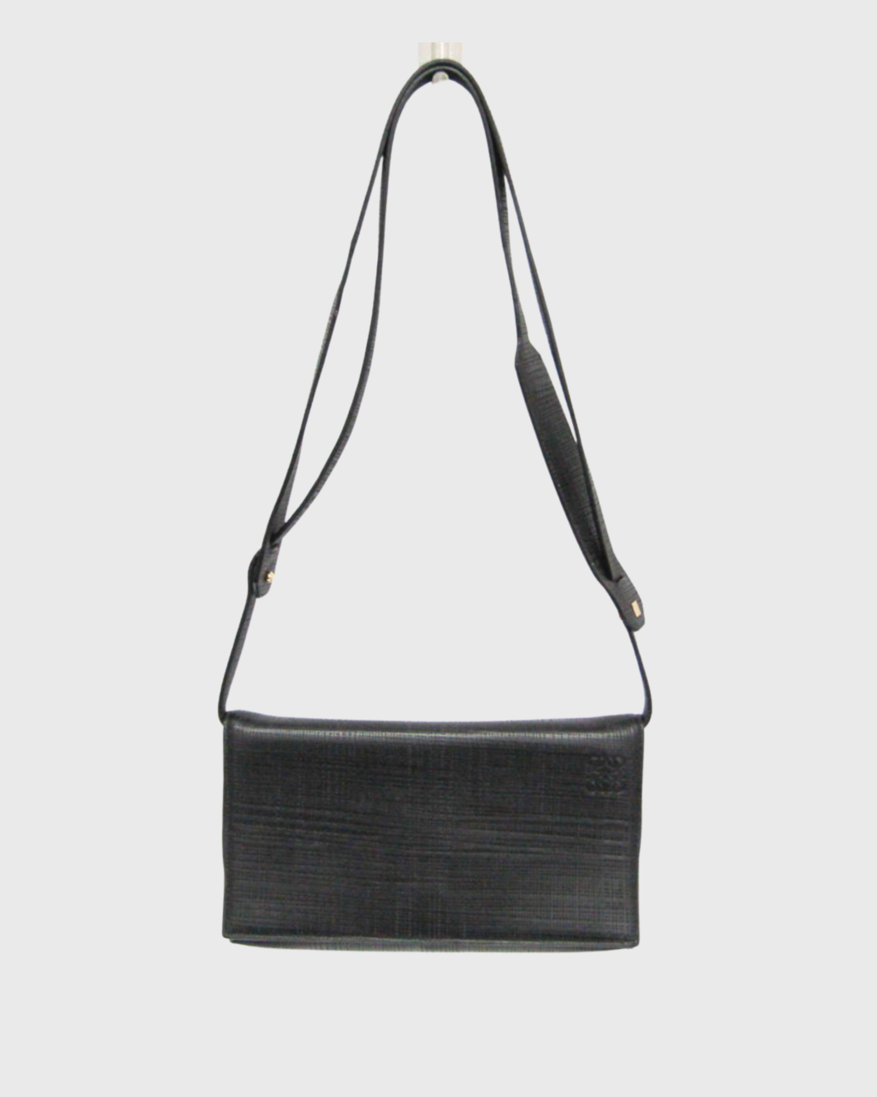 Loewe Anagram Bag en piel negra