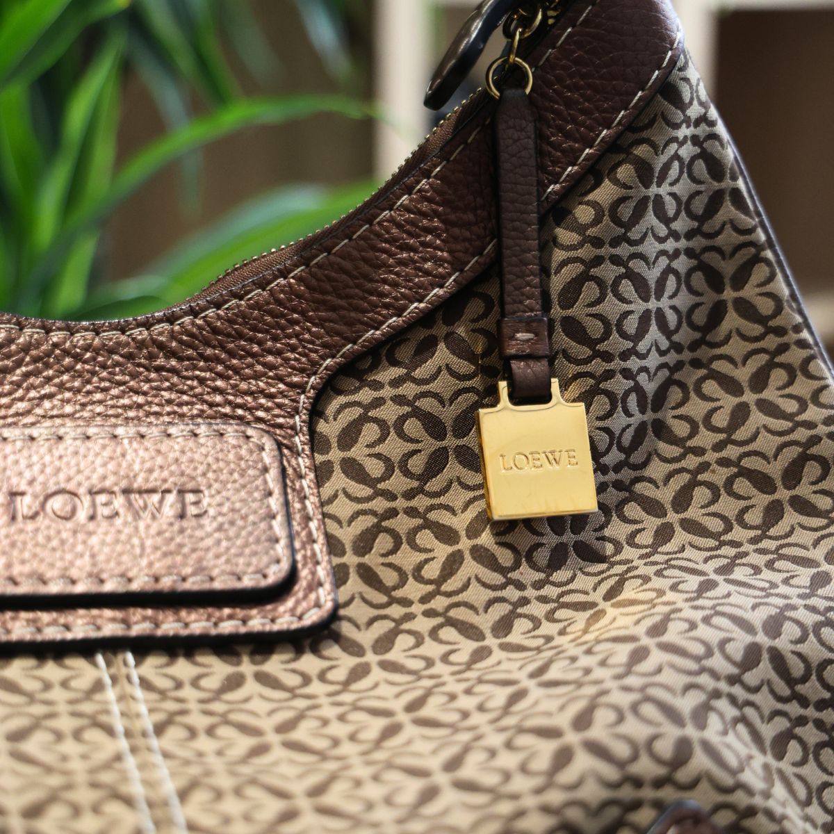 Loewe joyce vintage