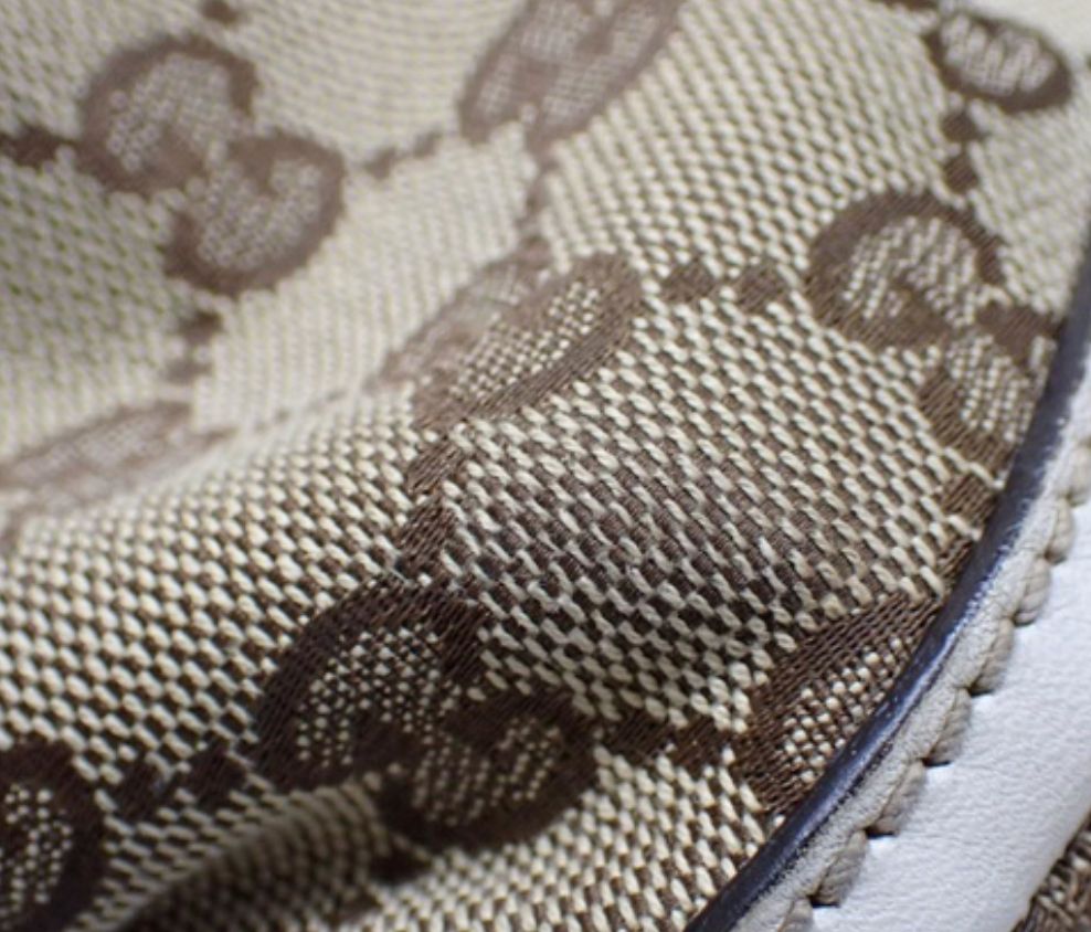 Gucci abbey gg canvas y blanco