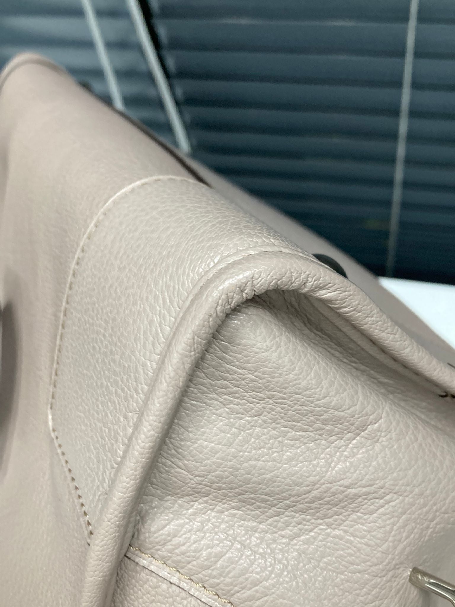 Loewe Amazona 36 Gris beige