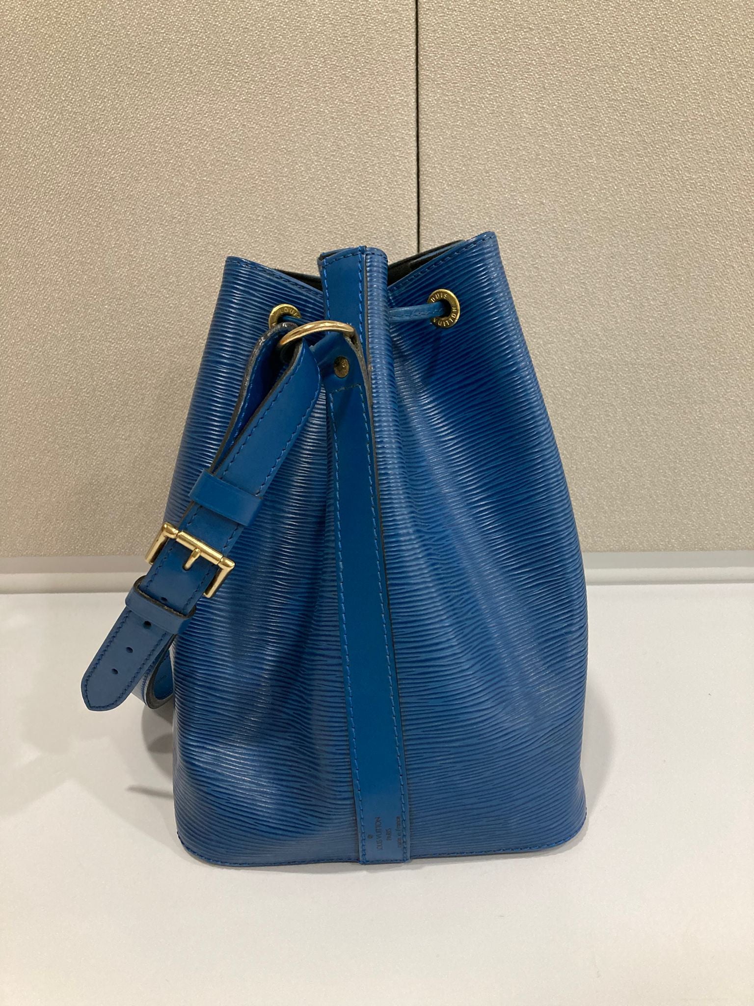 Louis Vuitton Petit Noé Epi Azul
