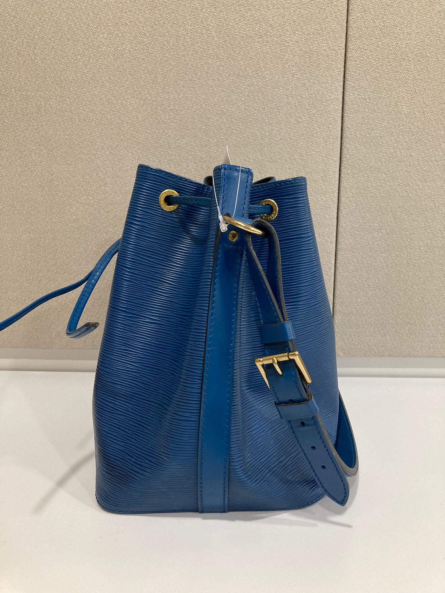 Louis Vuitton Petit Noé Epi Azul
