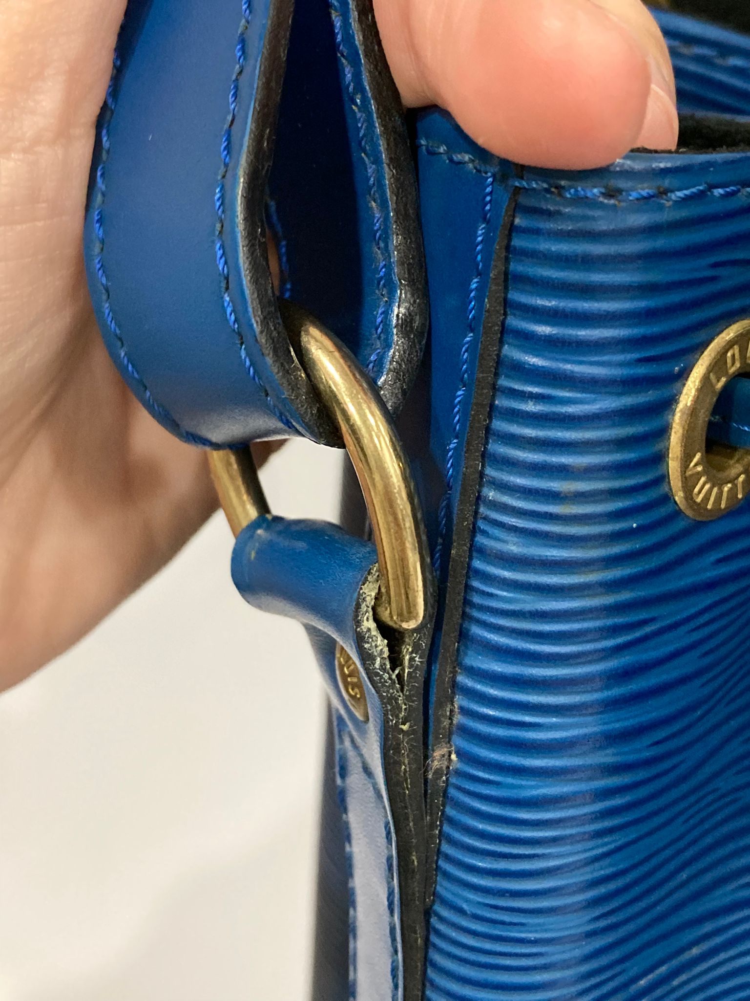 Louis Vuitton Petit Noé Epi Azul