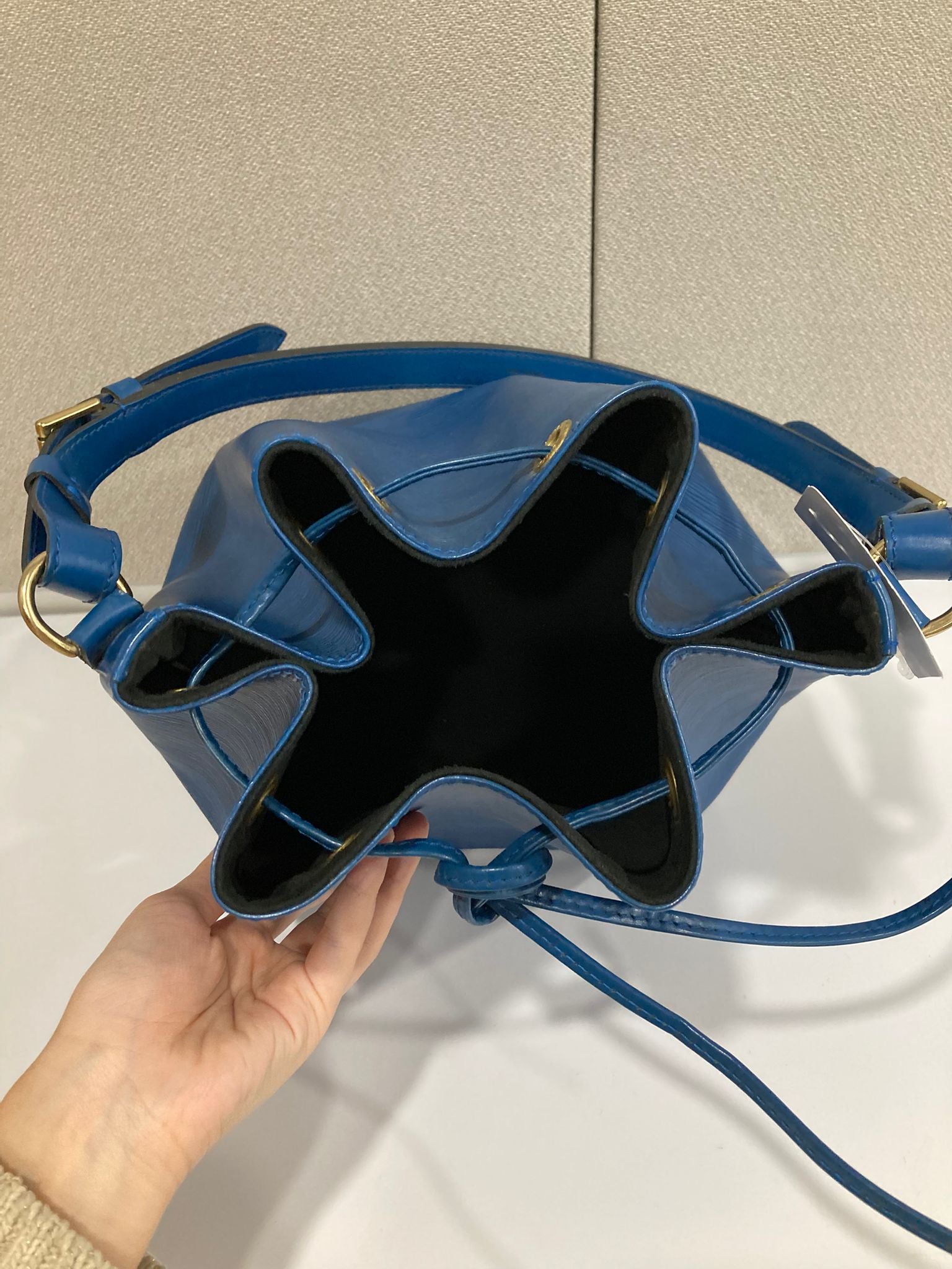 Louis Vuitton Petit Noé Epi Azul